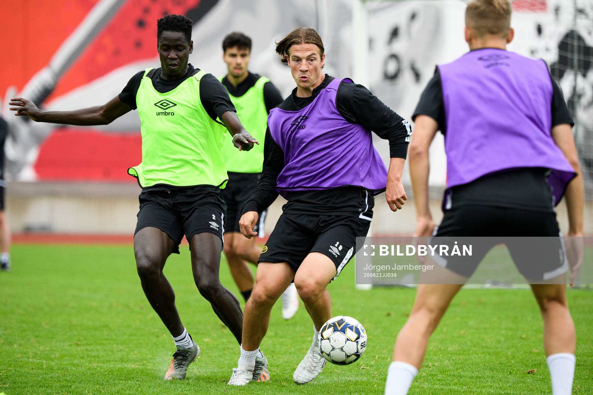 Joseph Okumu och Simon Olsson