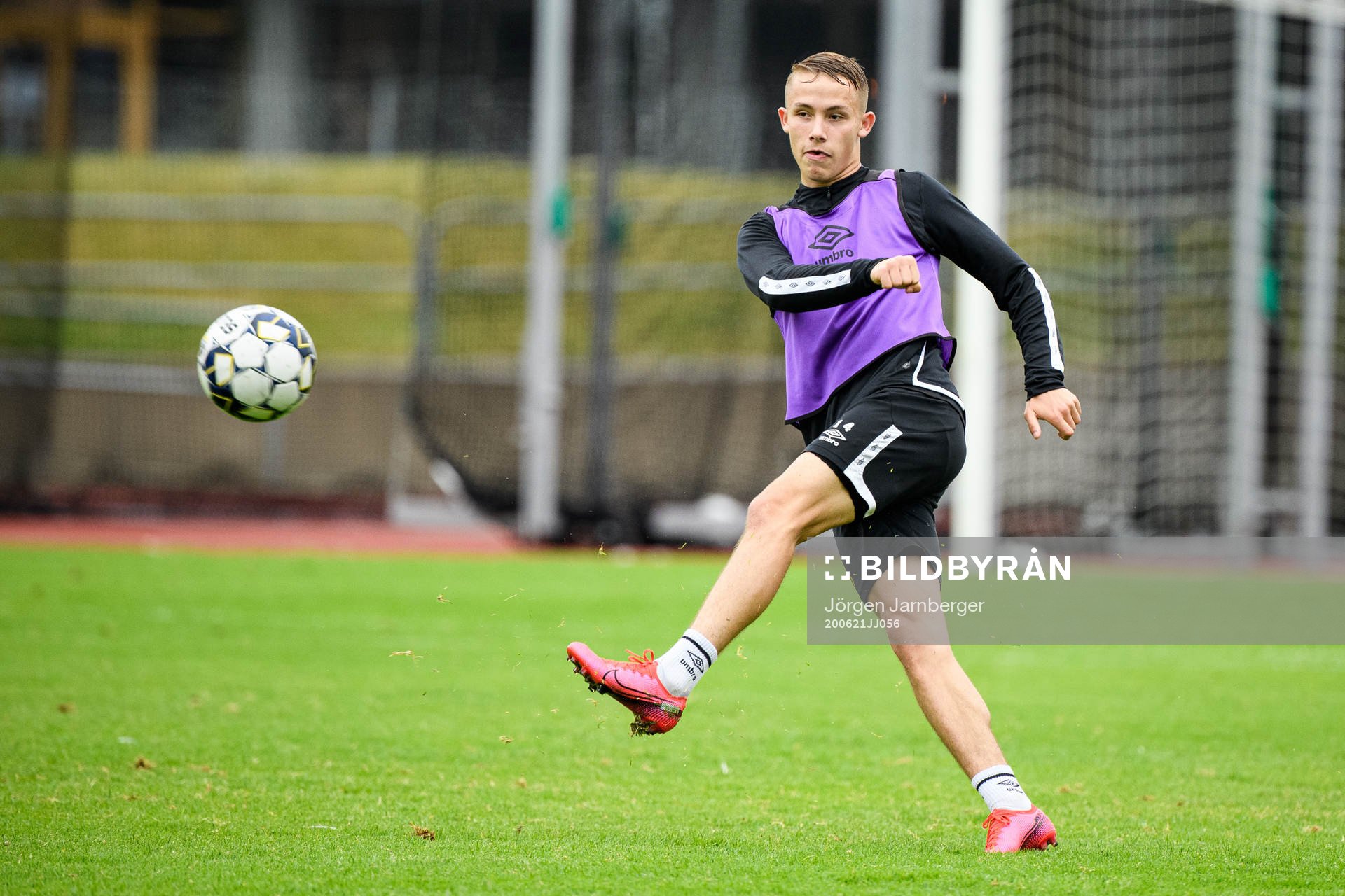 Jacob Ondrejka under en träning med det Allsvenska fotbollslaget Elfsborg den 21 juni 2020 i Borås.