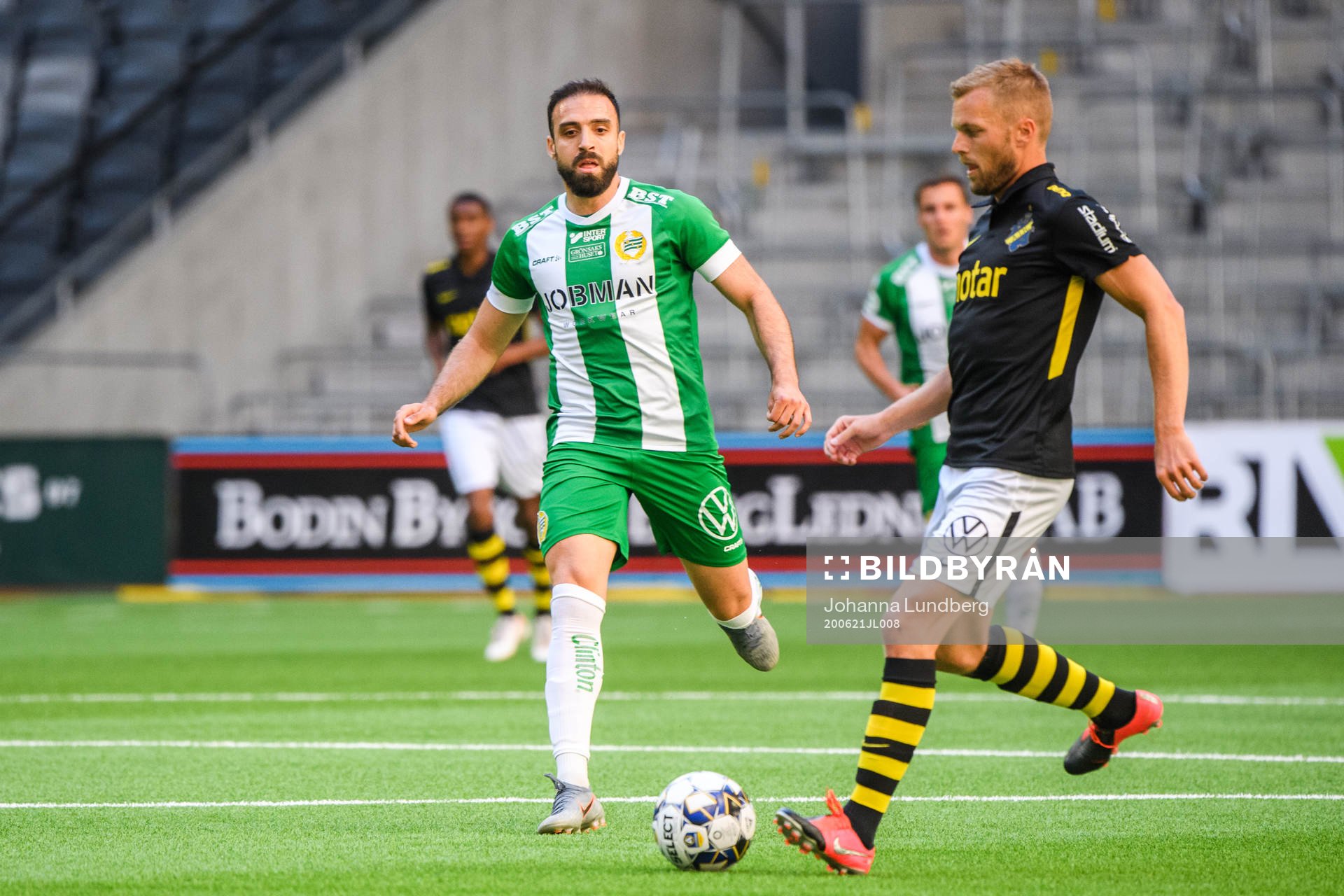 s Sebastian Larsson