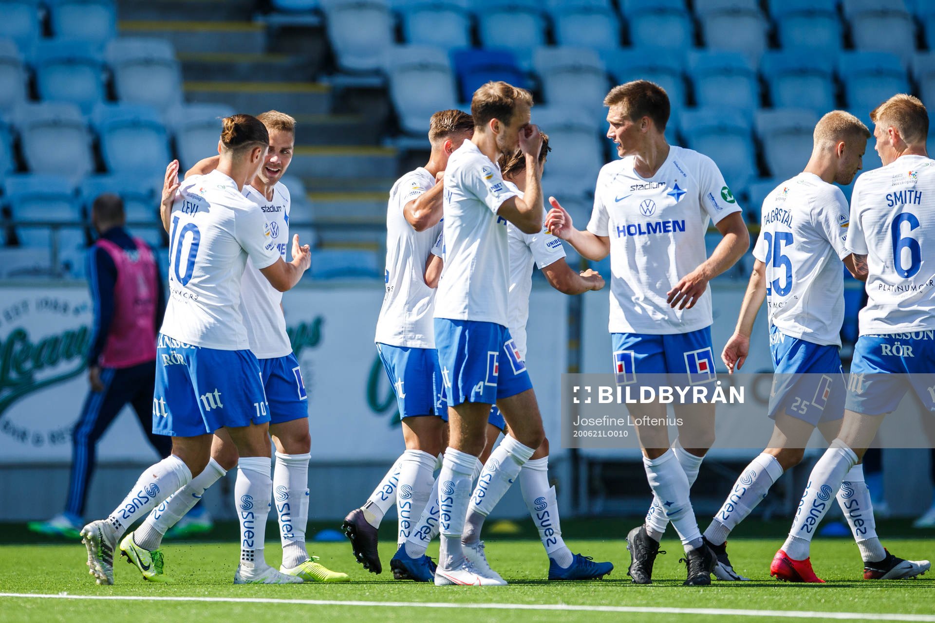IFK Norrköpings Christoffer Nyman och Jonathan Levi jublar