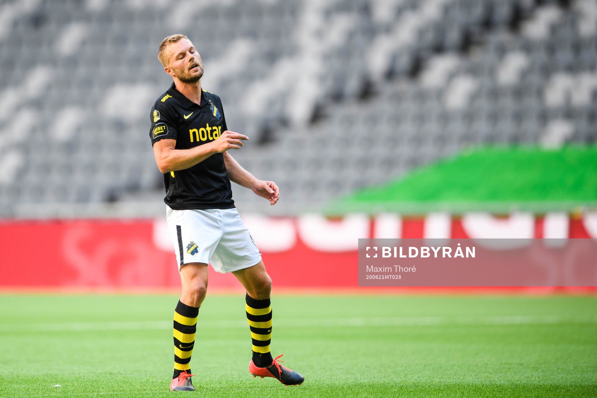 s Sebastian Larsson deppar
