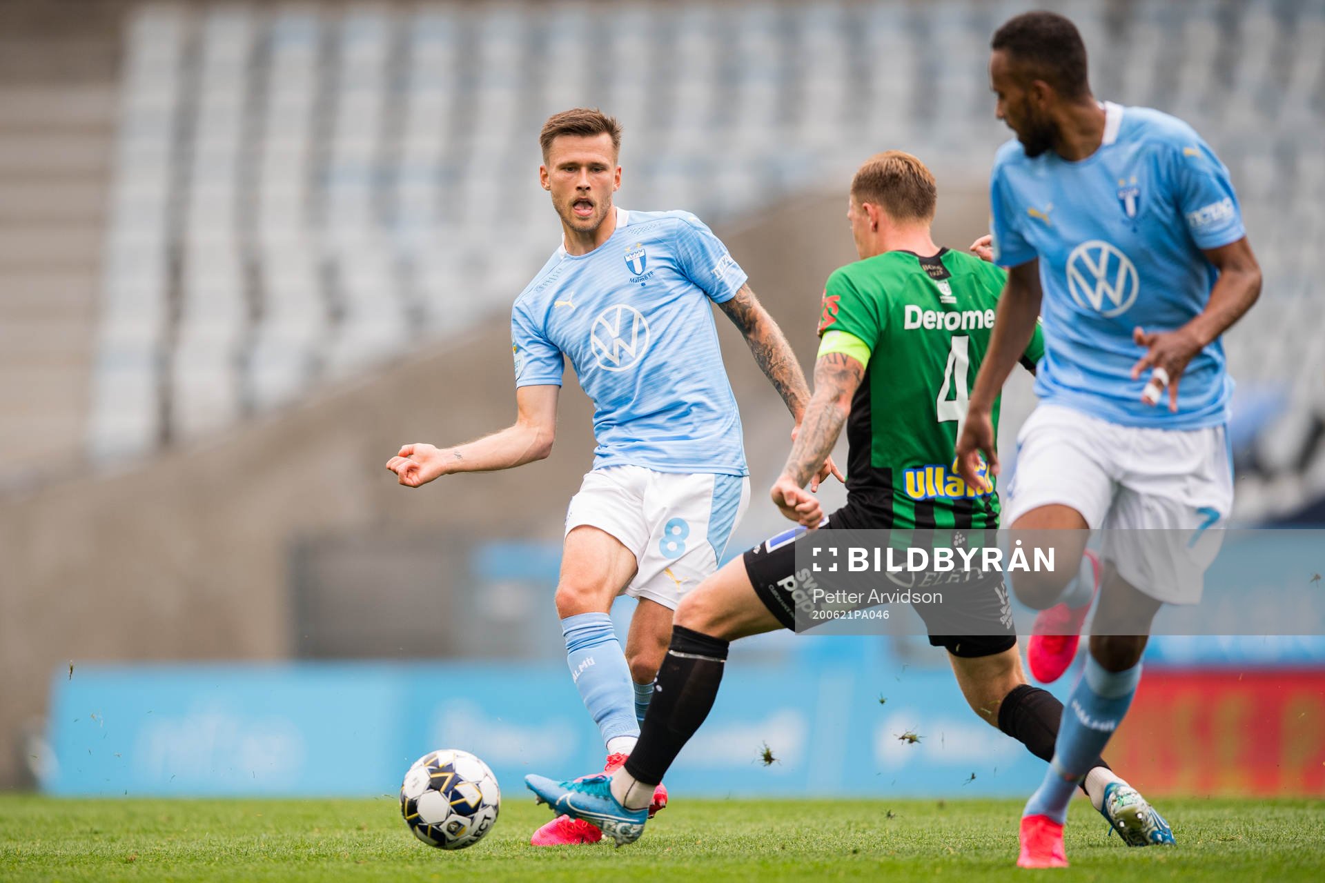 Malmö FFs Arnór Traustason och Varbergs Jesper Modig