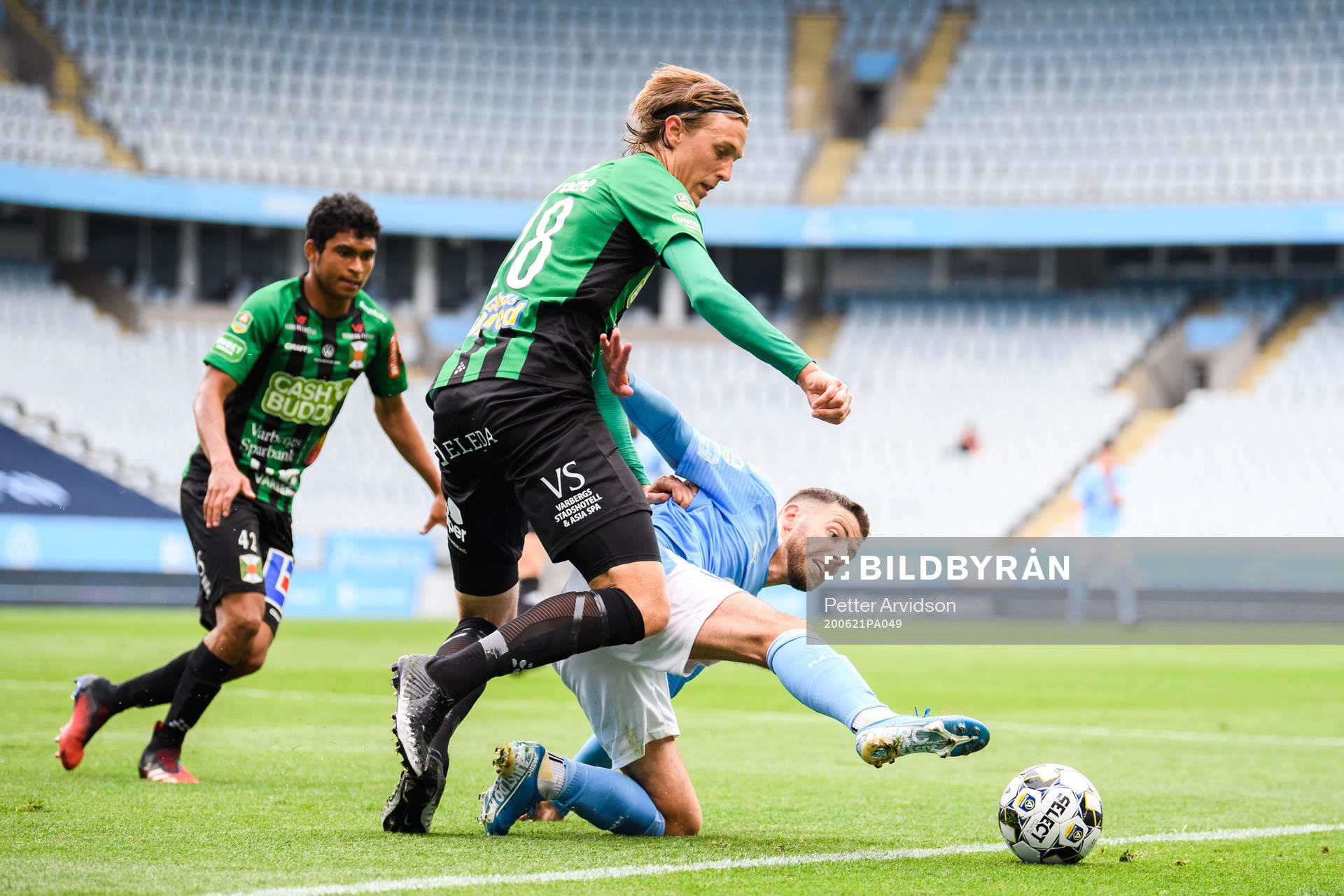 Varbergs Joakim Lindner och Malmö FFs Erdal Rakip