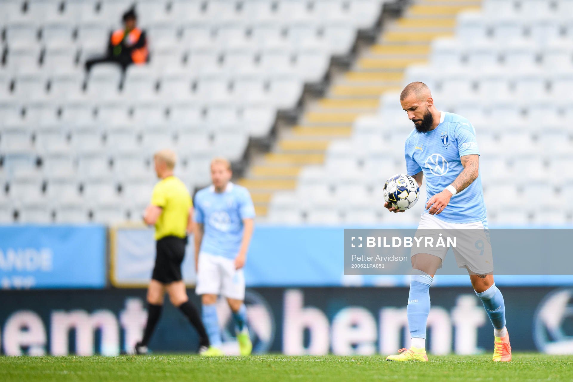 Malmö FFs Guillermo Molins deppar