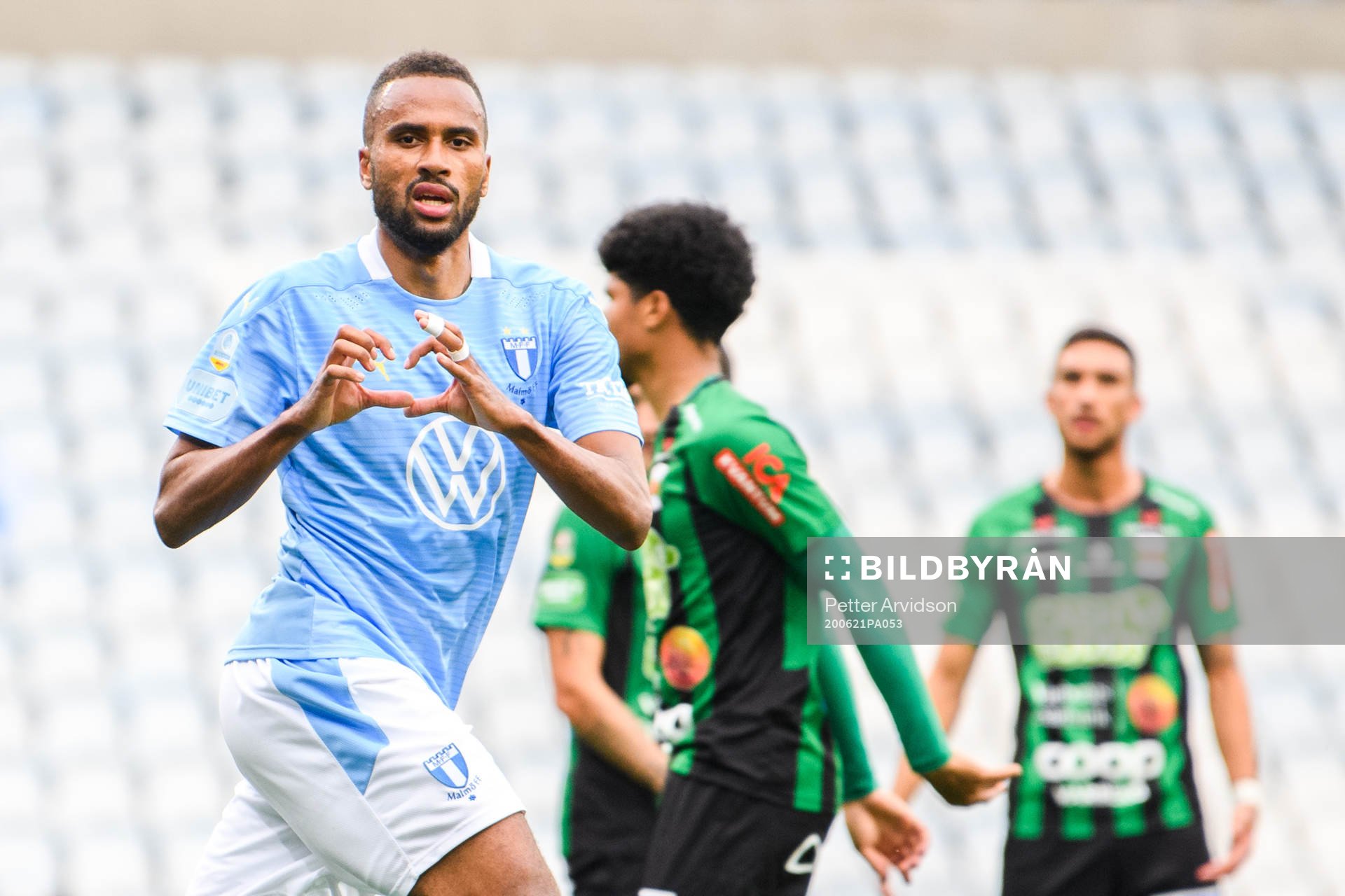 Malmö FFs Isaac Kiese Thelin jublar
