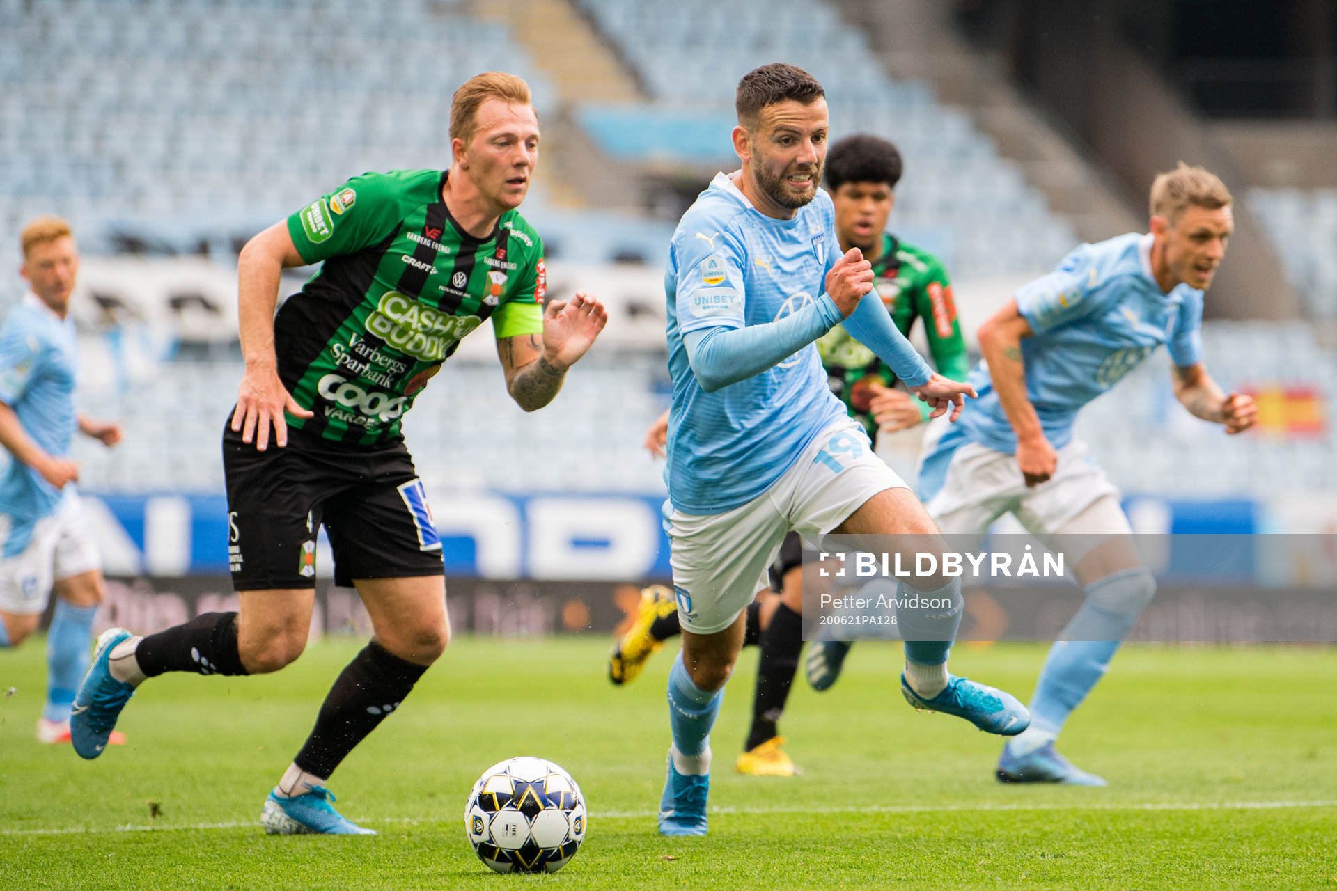 Malmö FFs Erdal Rakip och Varbergs Jesper Modig