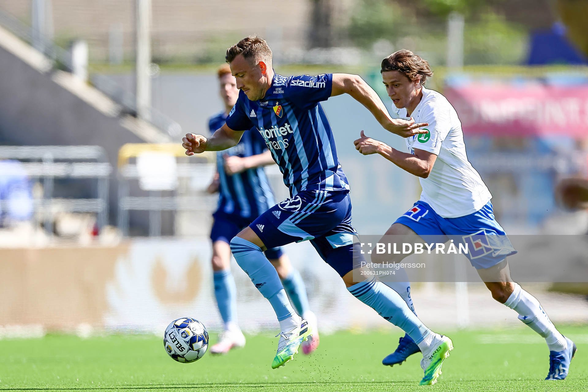 Djurgårdens Fredrik Ulvestad och IFK Norrköpings Simon
