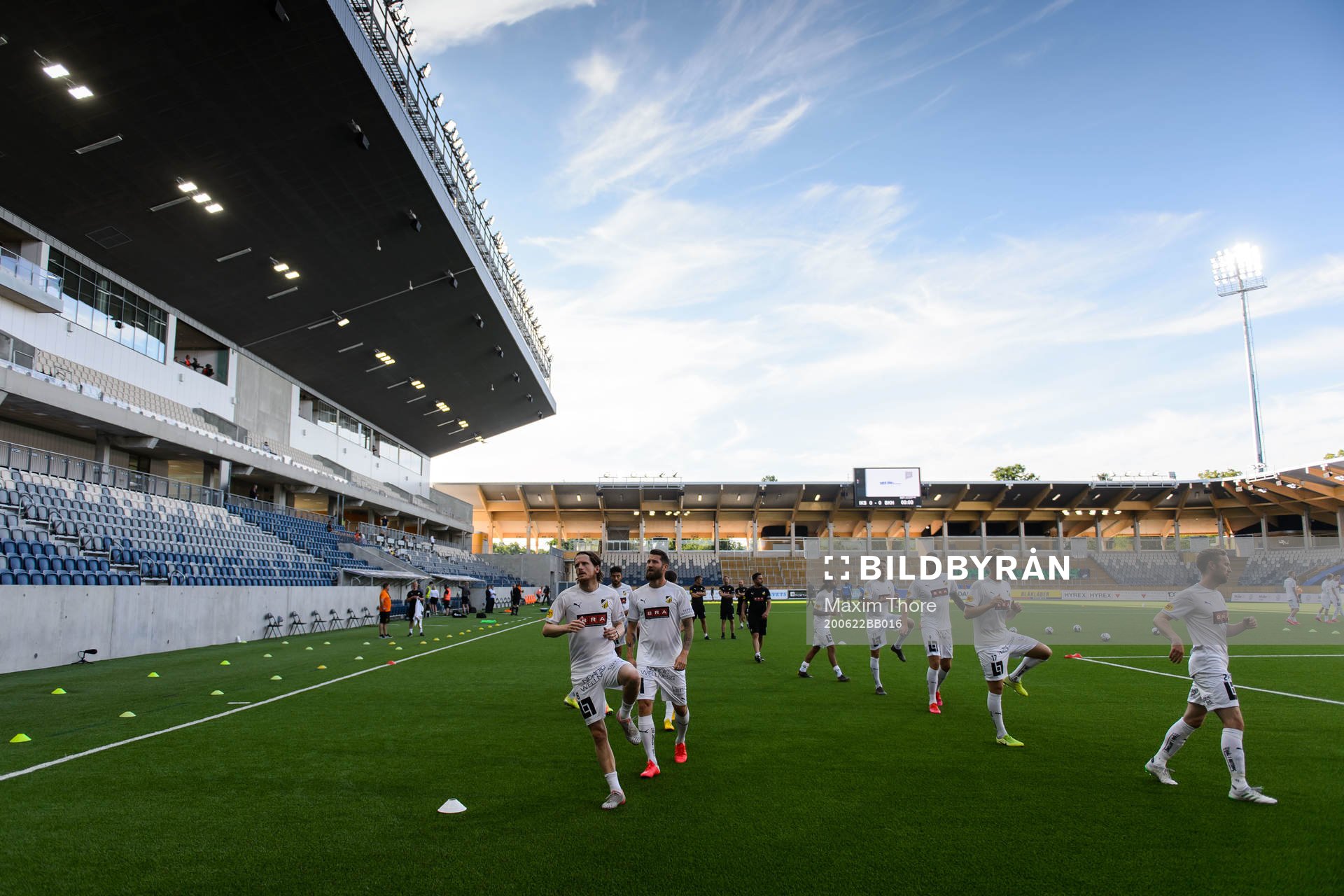 Häckens spelare värmer upp
