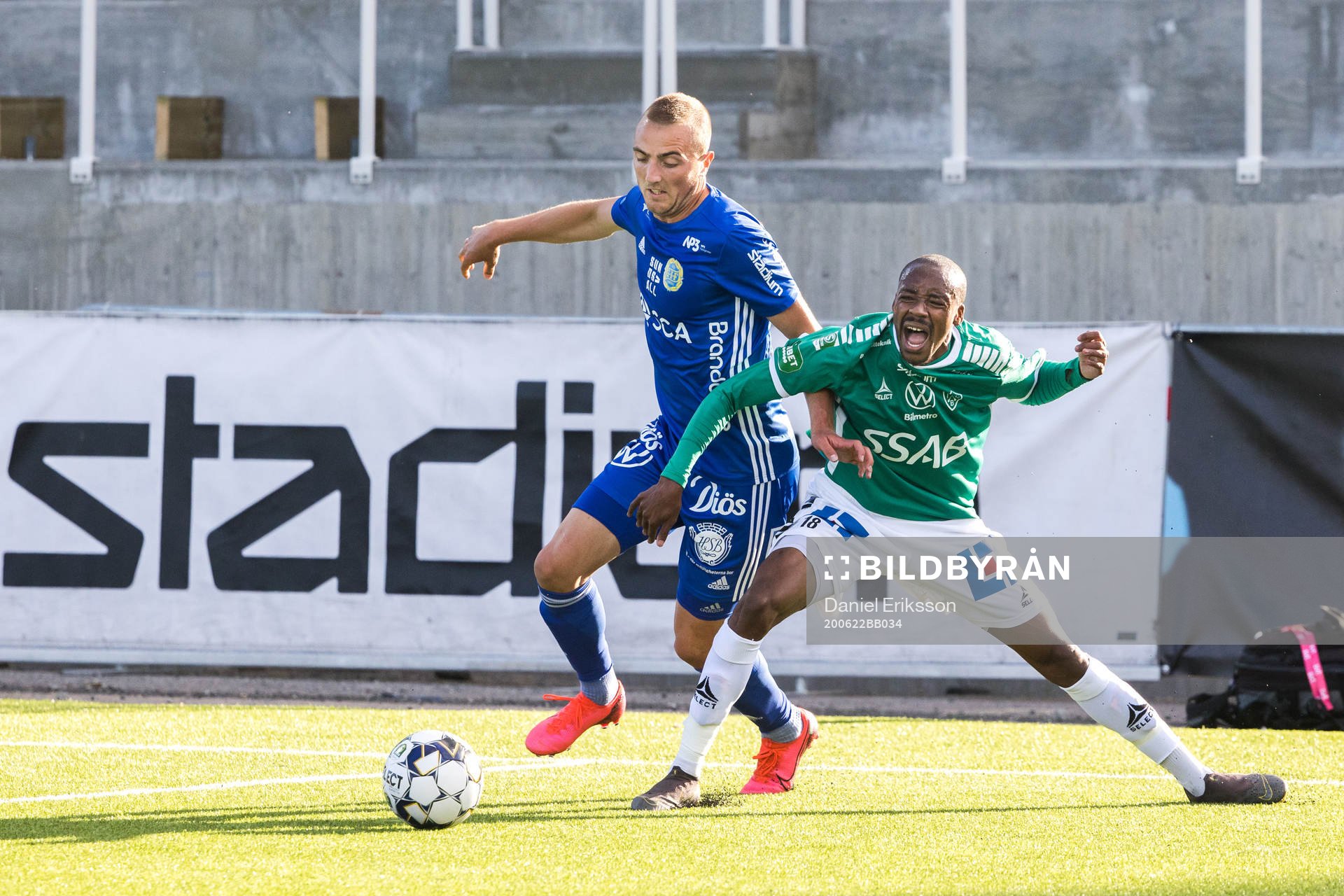 Sundsvalls Dennis Olsson och Brages Bantu Mzwakali