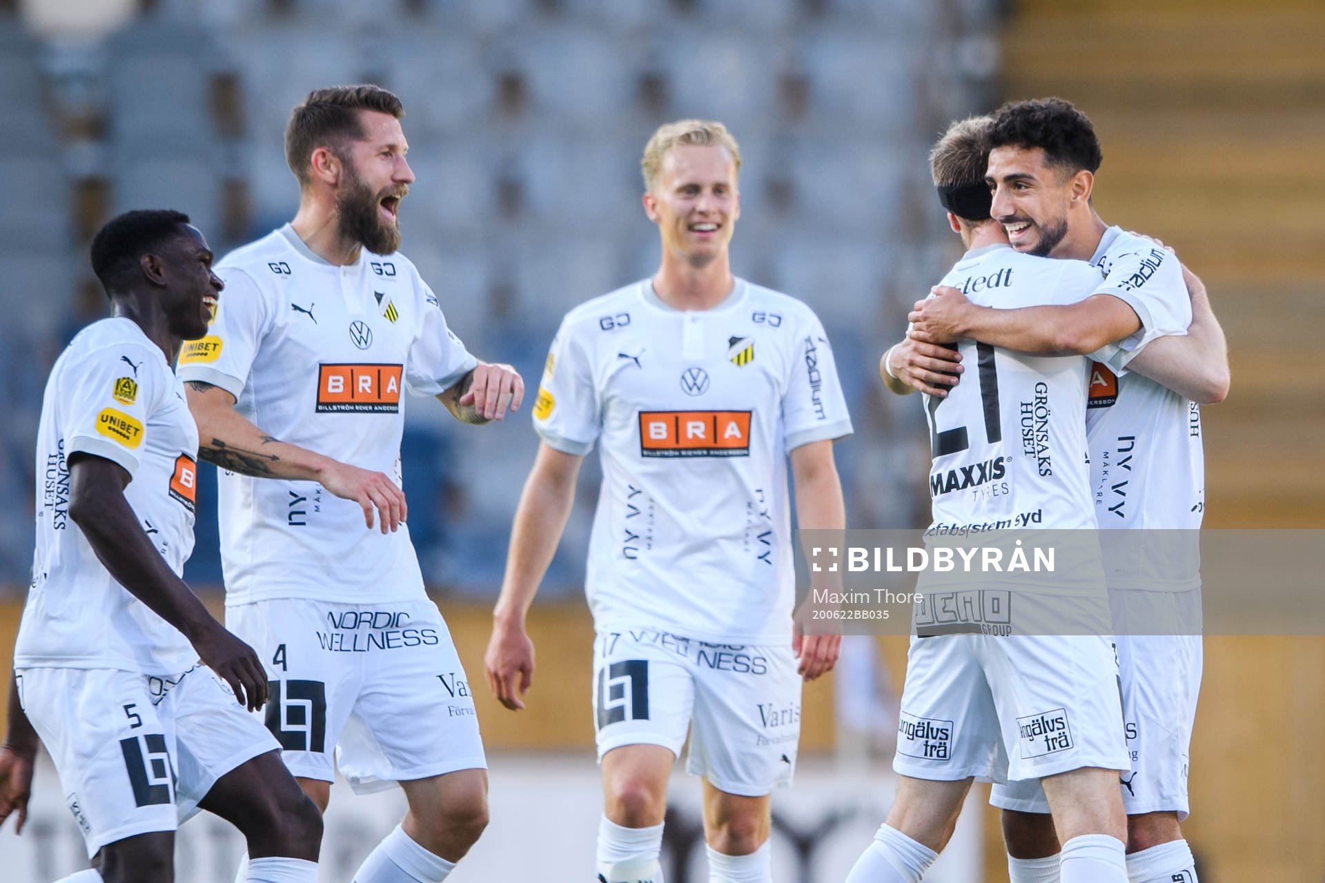 Häckens Daleho Irandust jublar