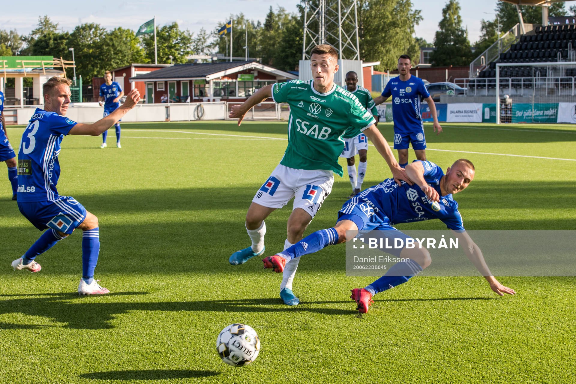 Brages Leonard Pllana och Sundsvalls Dennis Olsson
