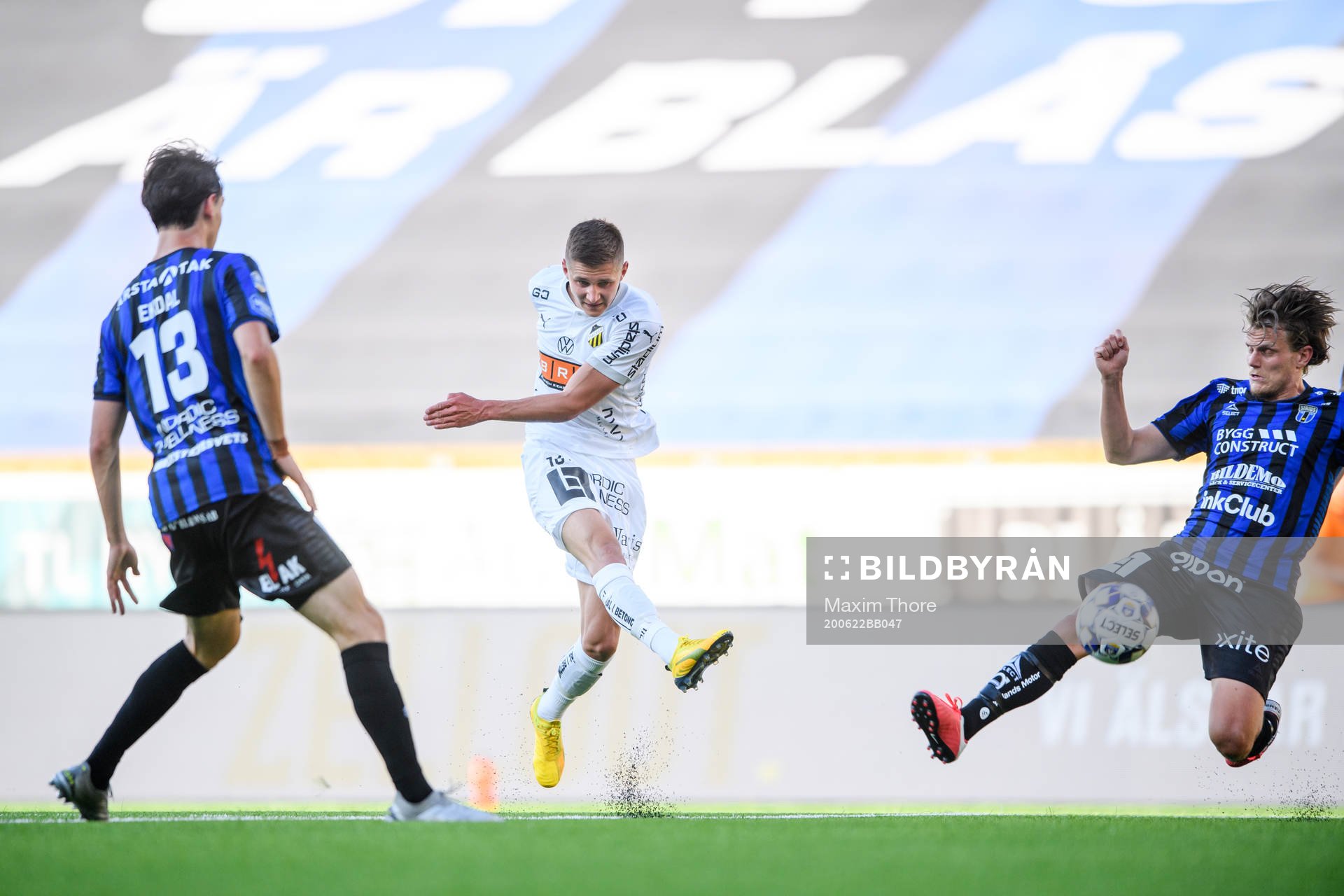 Häckens Leo Bengtsson gör 1-2
