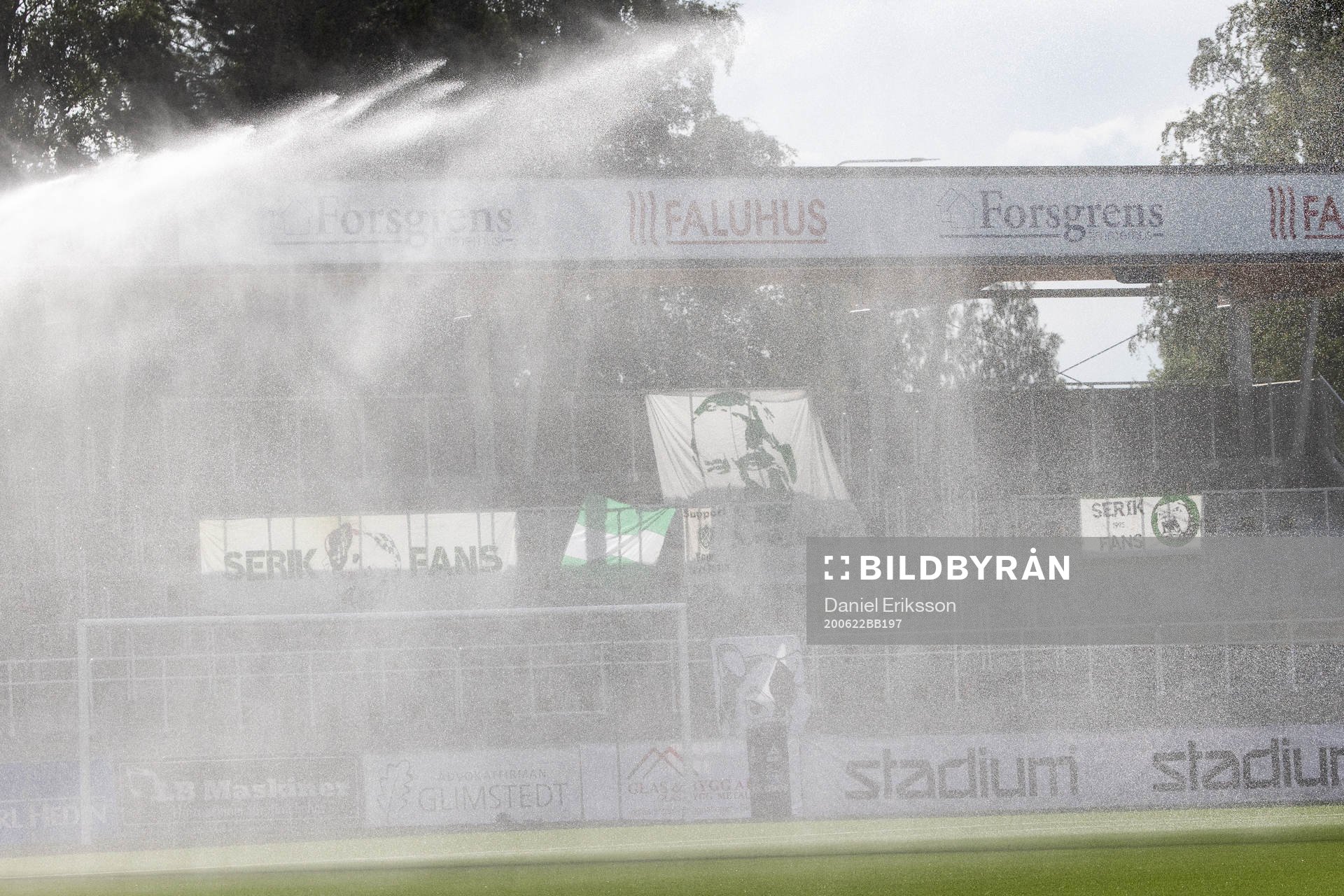 Läktare Domnarsvallen innan fotbollsmatchen i Superettan