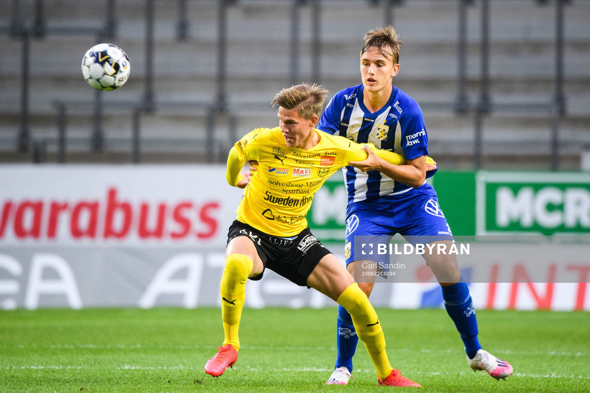 Mjällbys Taylor Silverholt och IFK Göteborgs Jesper