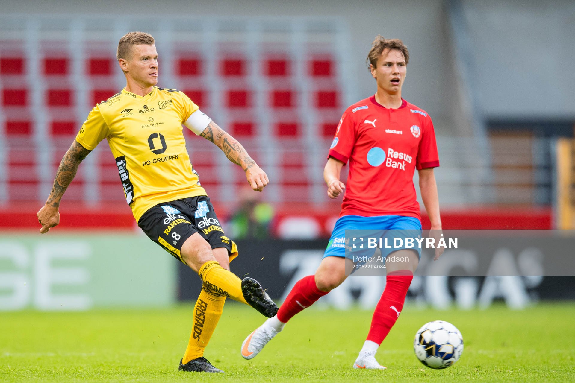 Elfsborgs Samuel Holmén och Helsingborgs Alex Timossi