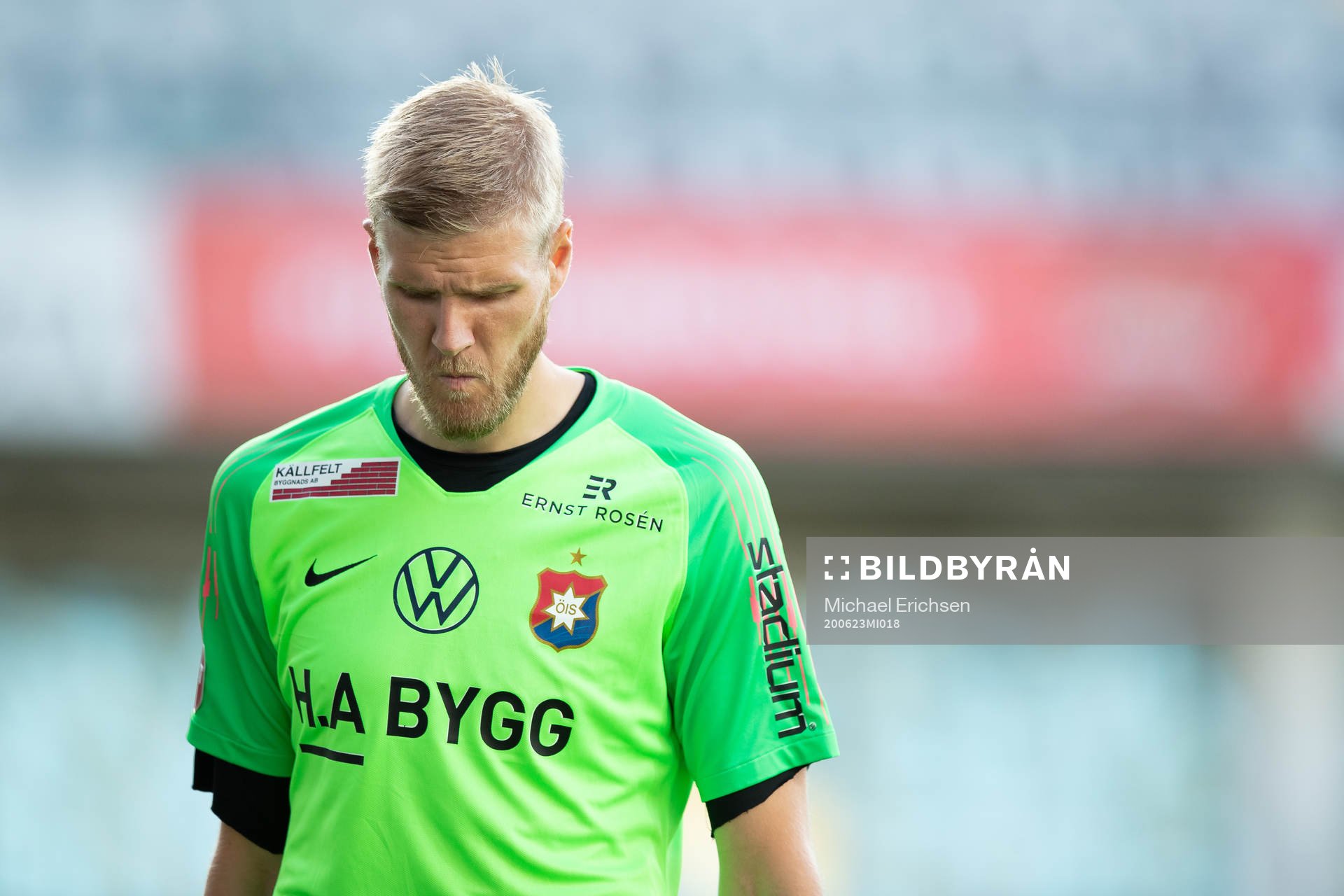 Örgrytes målvakt Fredrik Andersson deppar