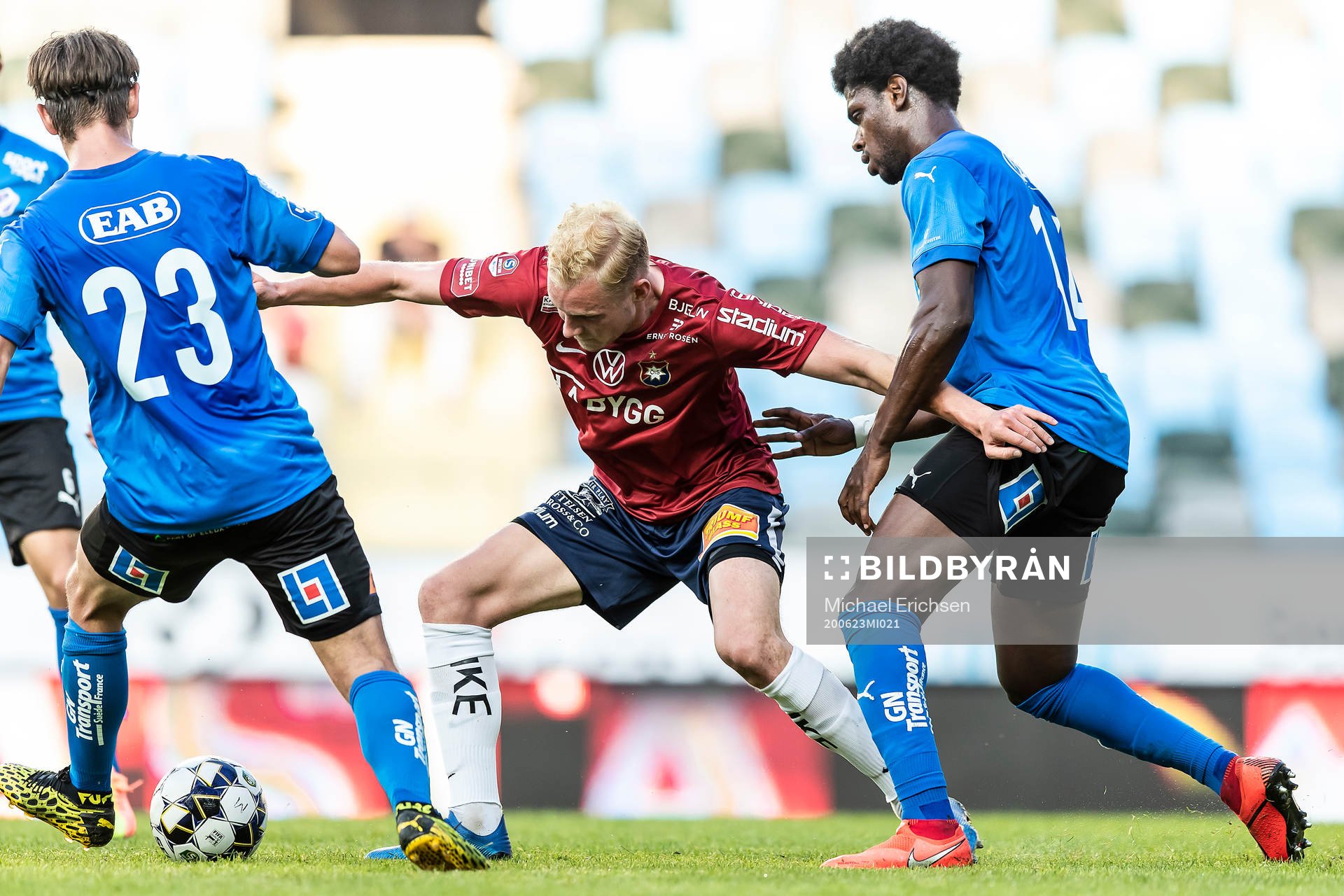 Halmstads Dusan Djuric och Joseph Baffo mot Örgrytes Adam