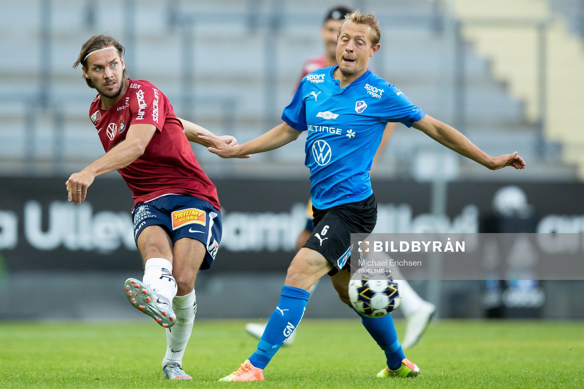Örgrytes Danny Ervik och Halmstads Joel Allansson