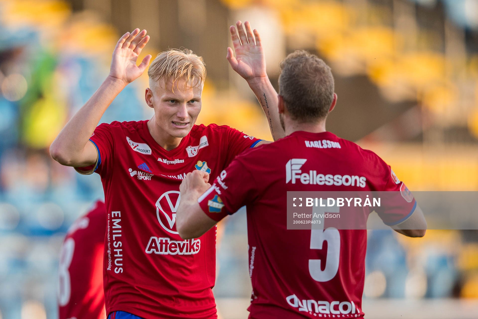 Östers Filip Örnblom och Stefan Karlsson jublar