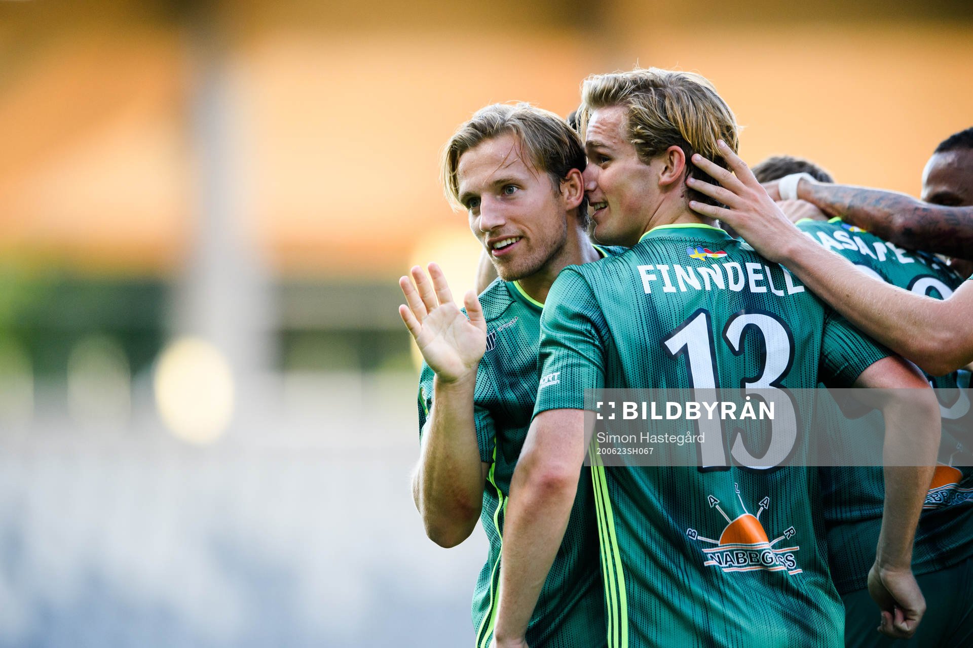 Dalkurds Daniel Stensson och Gustav Berggren jublar