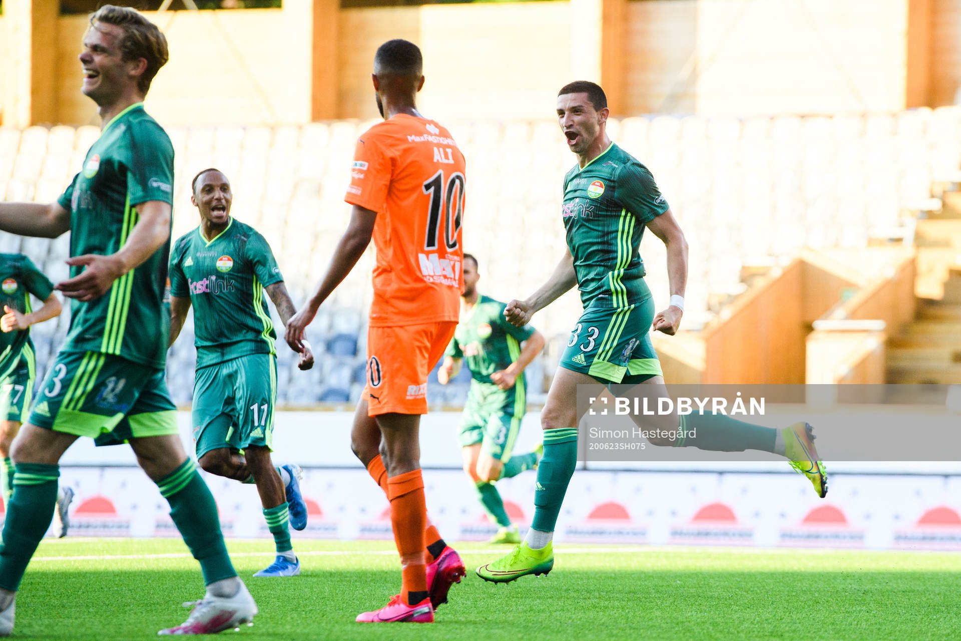 Dalkurds Irfan Jasarevic jublar