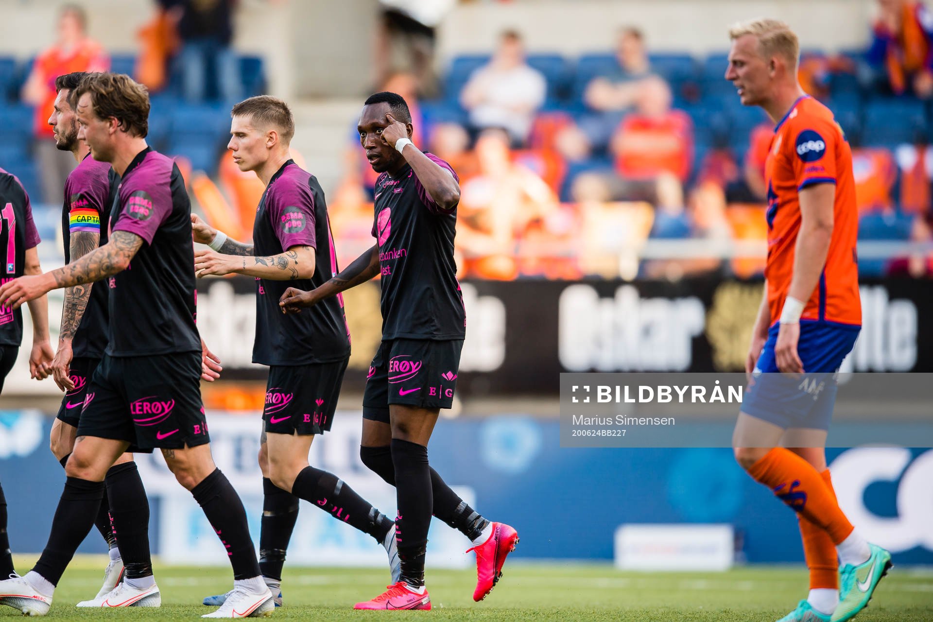 Karamoko Daouda Bamba of Brann celebrates