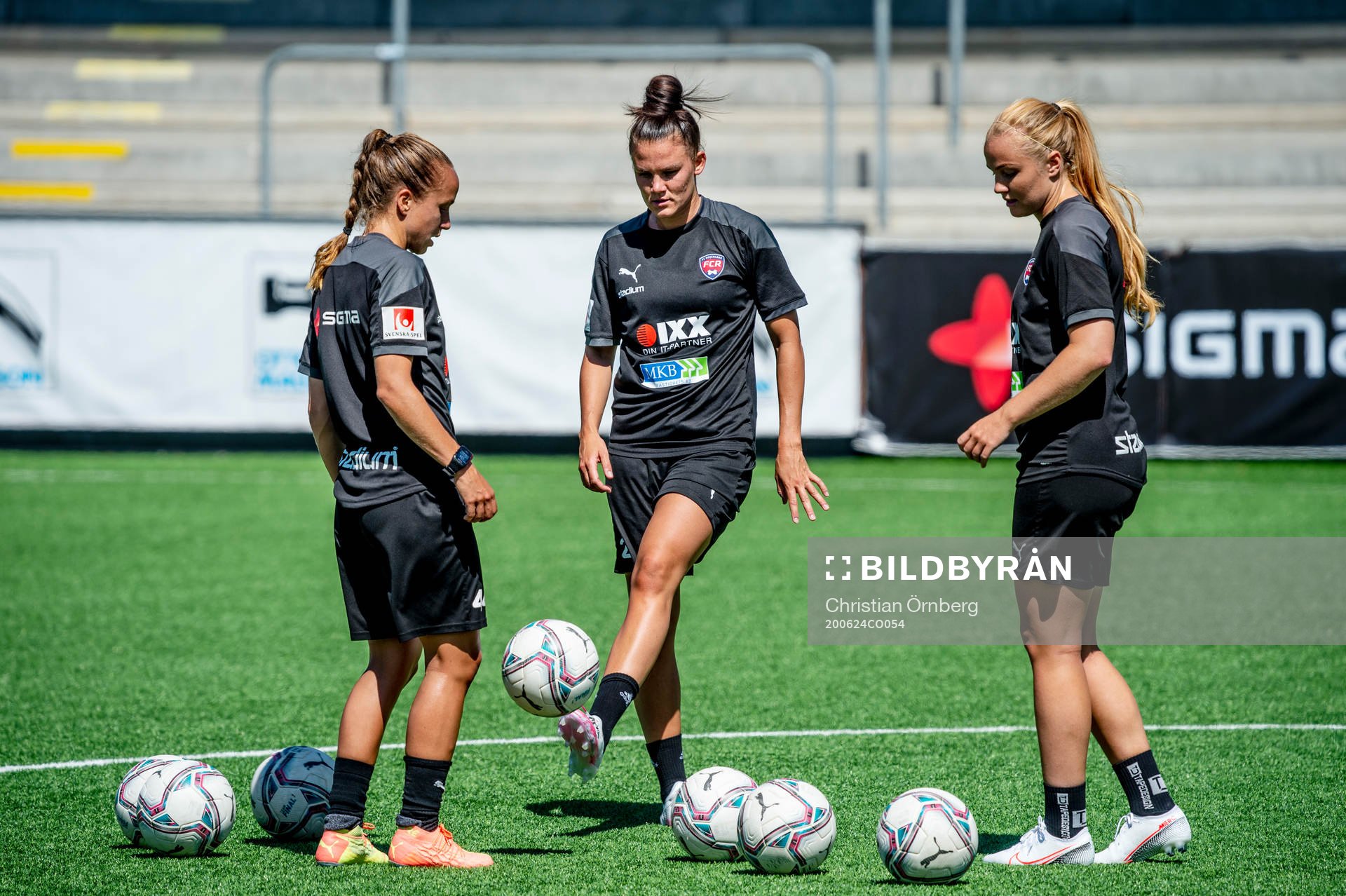 Malin Levenstad, Katrine Veje och Glodis Perla Viggosdottir