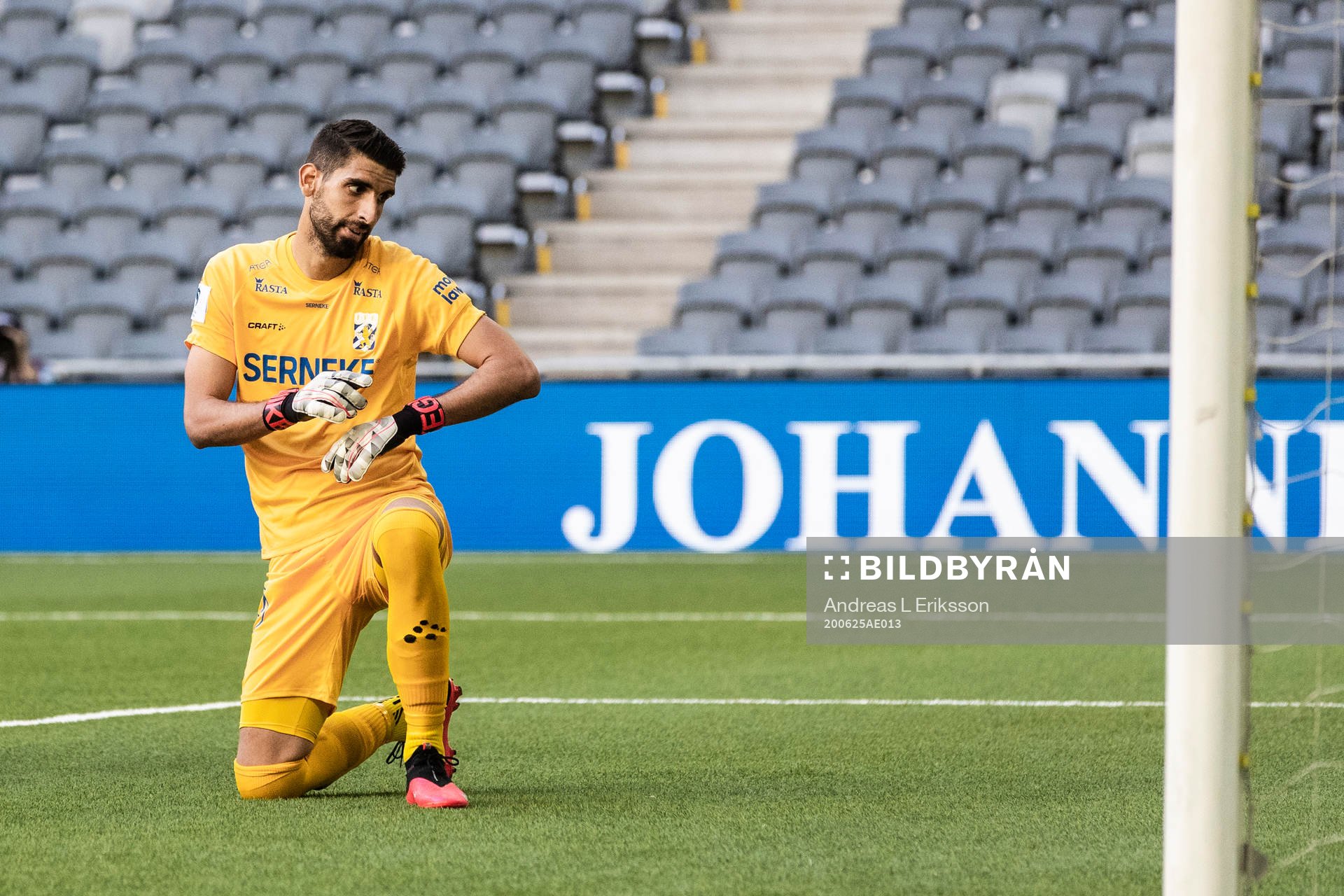 IFK Göteborgs målvakt Ioannis Anestis deppar