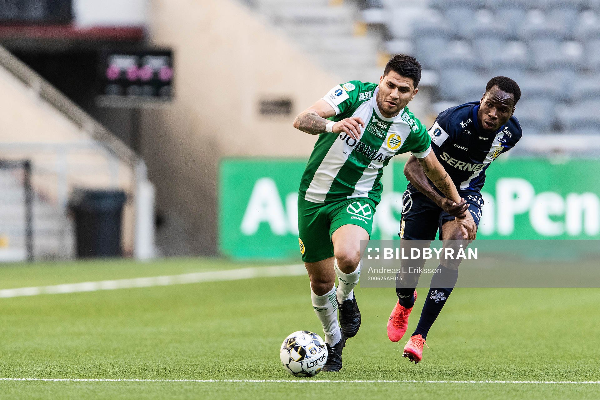 Hammarbys Paulinho och IFK Göteborgs Alhassan Yusuf