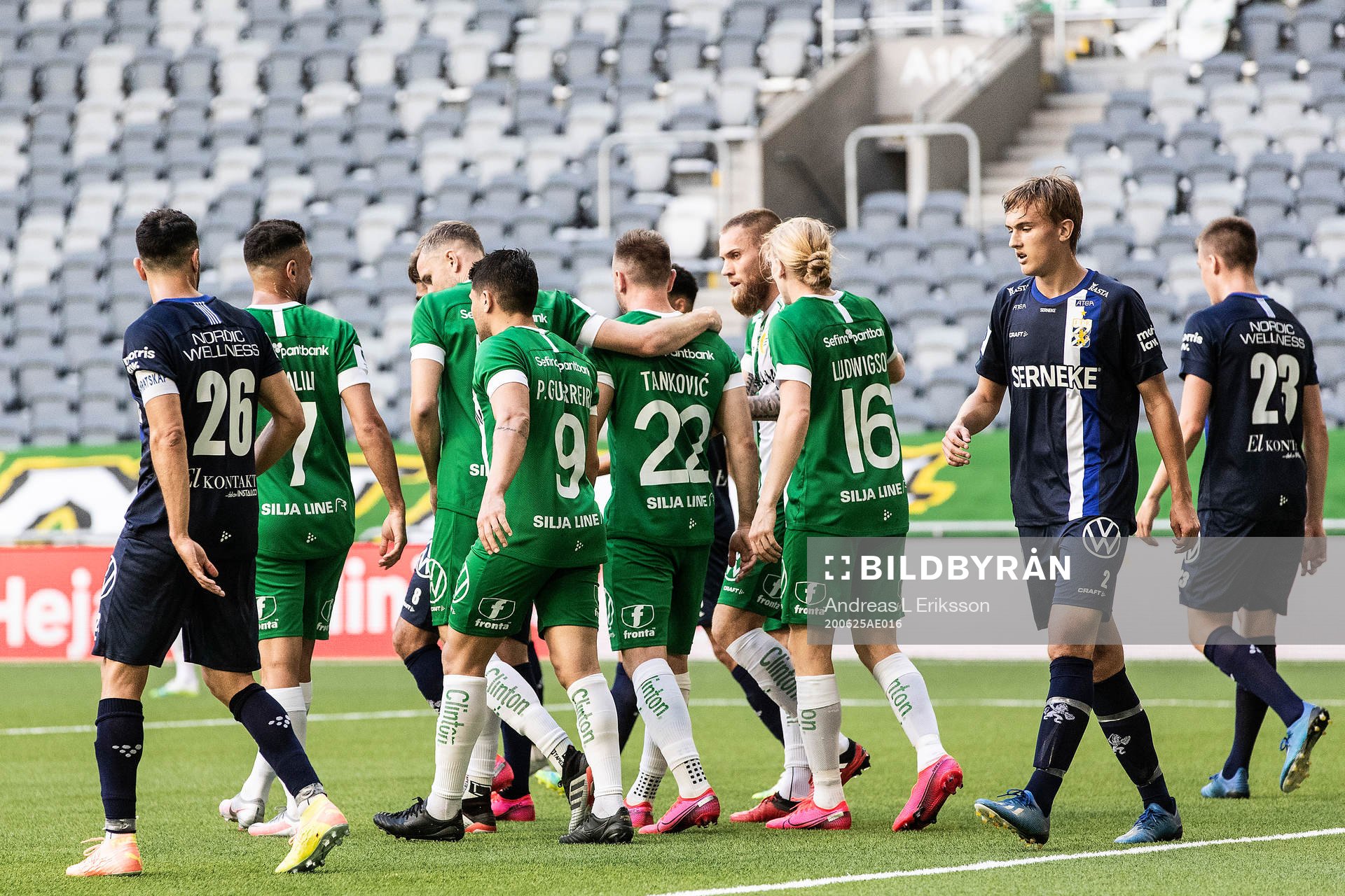Hammarbys Muamer Tankovic jublar