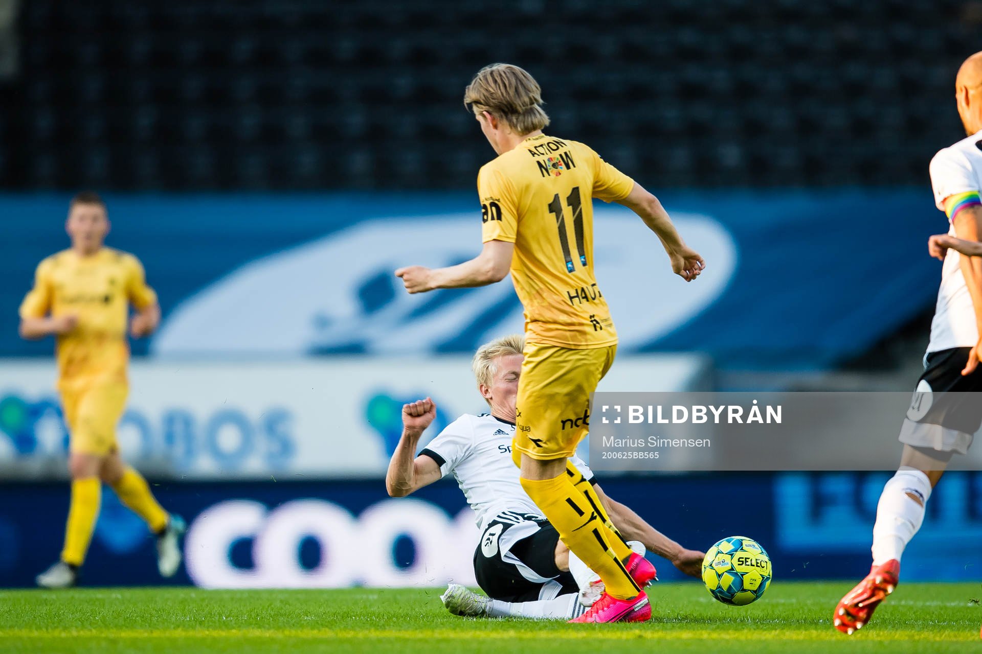 Birger Solberg Meling of Rosenborg and Jens Petter Hauge of Bodø/Glimt during the Eliteserien match between Rosenborg and Bodø/Glimt on June 25, 2020 in Trondheim.