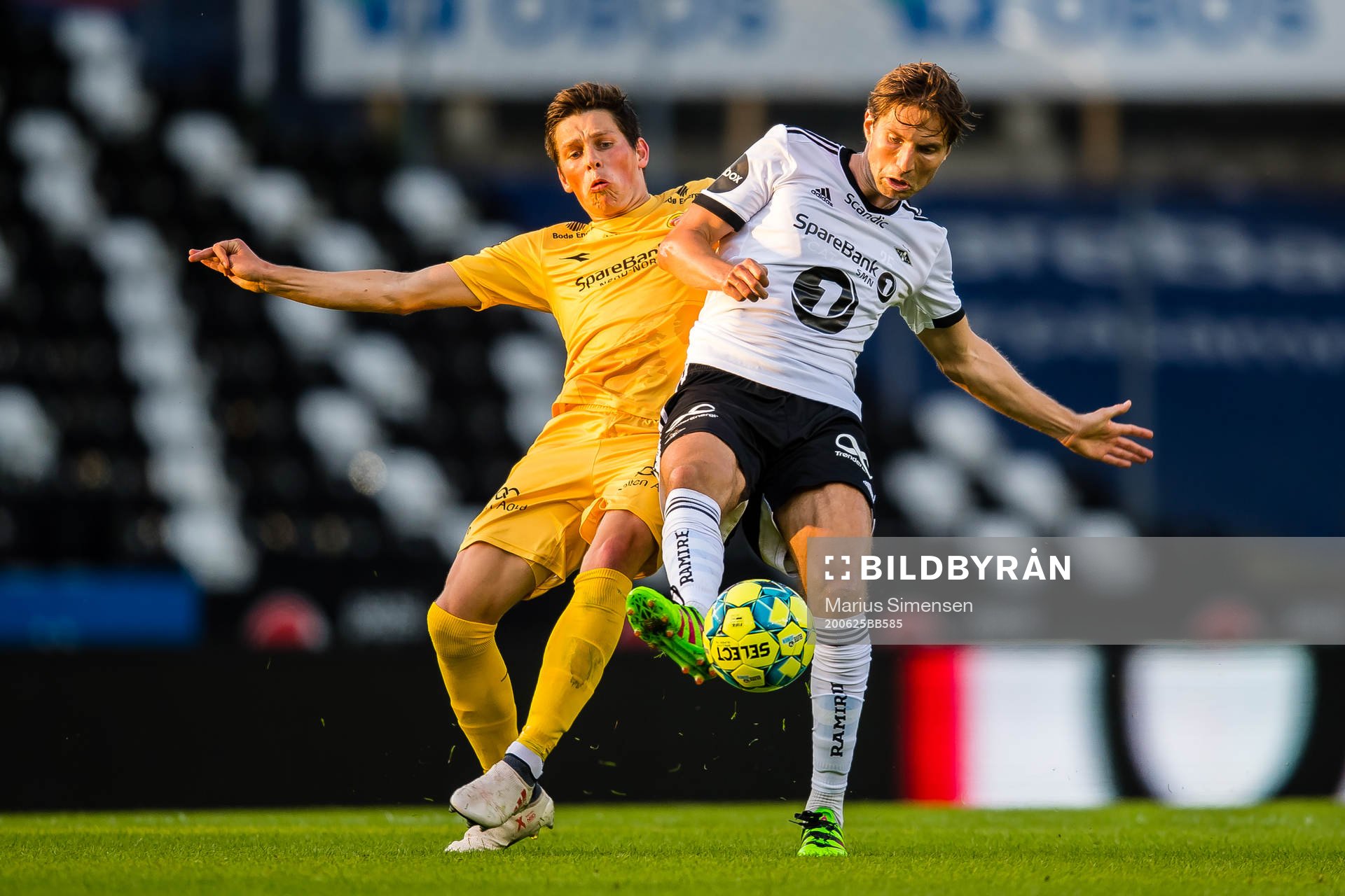 Sondre Brunstad Fet of Bodø/Glimt and Marius Lundemo of