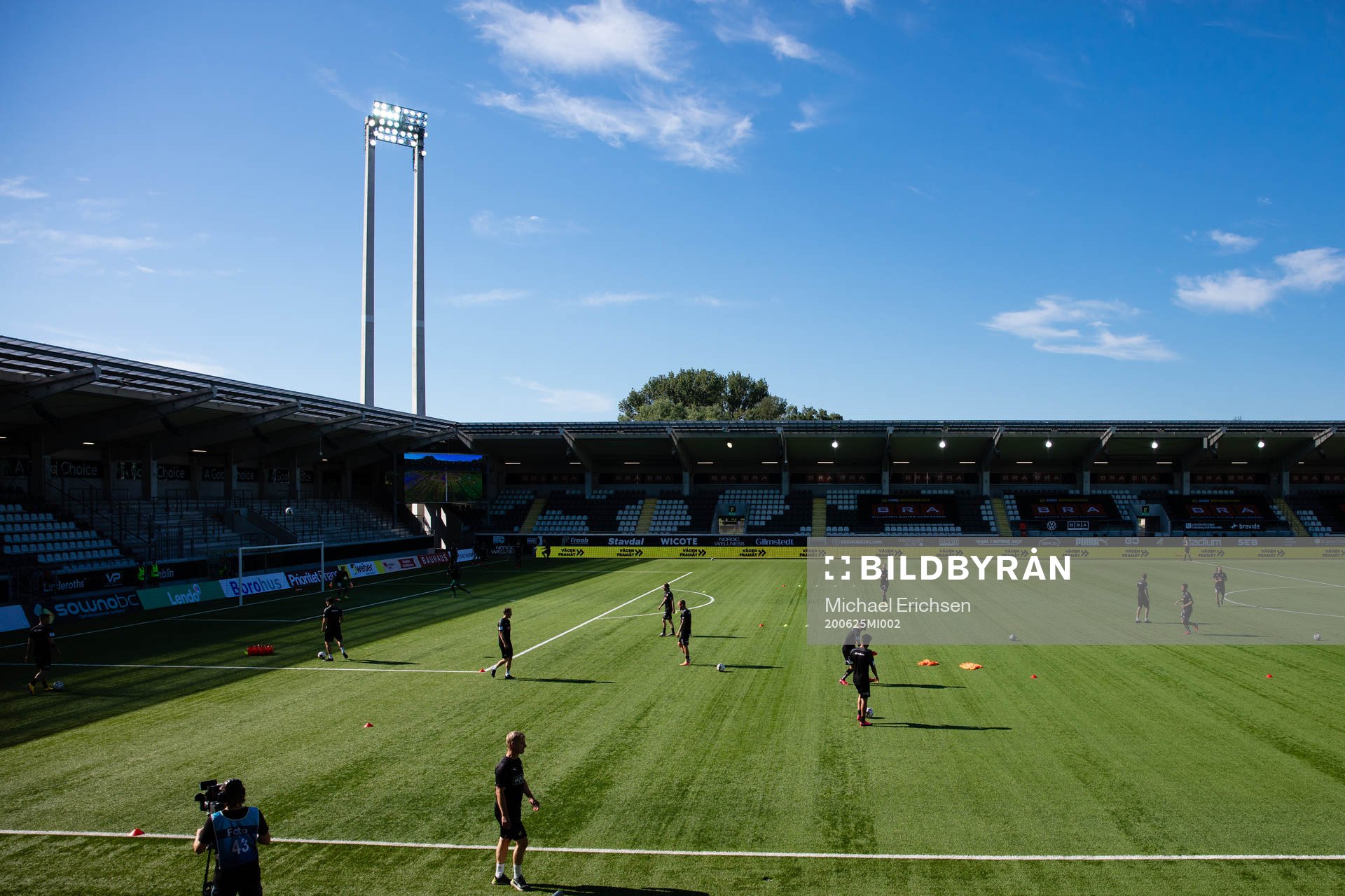 Häcken värmer upp innan kvartsfinalen i Svenska Cupen