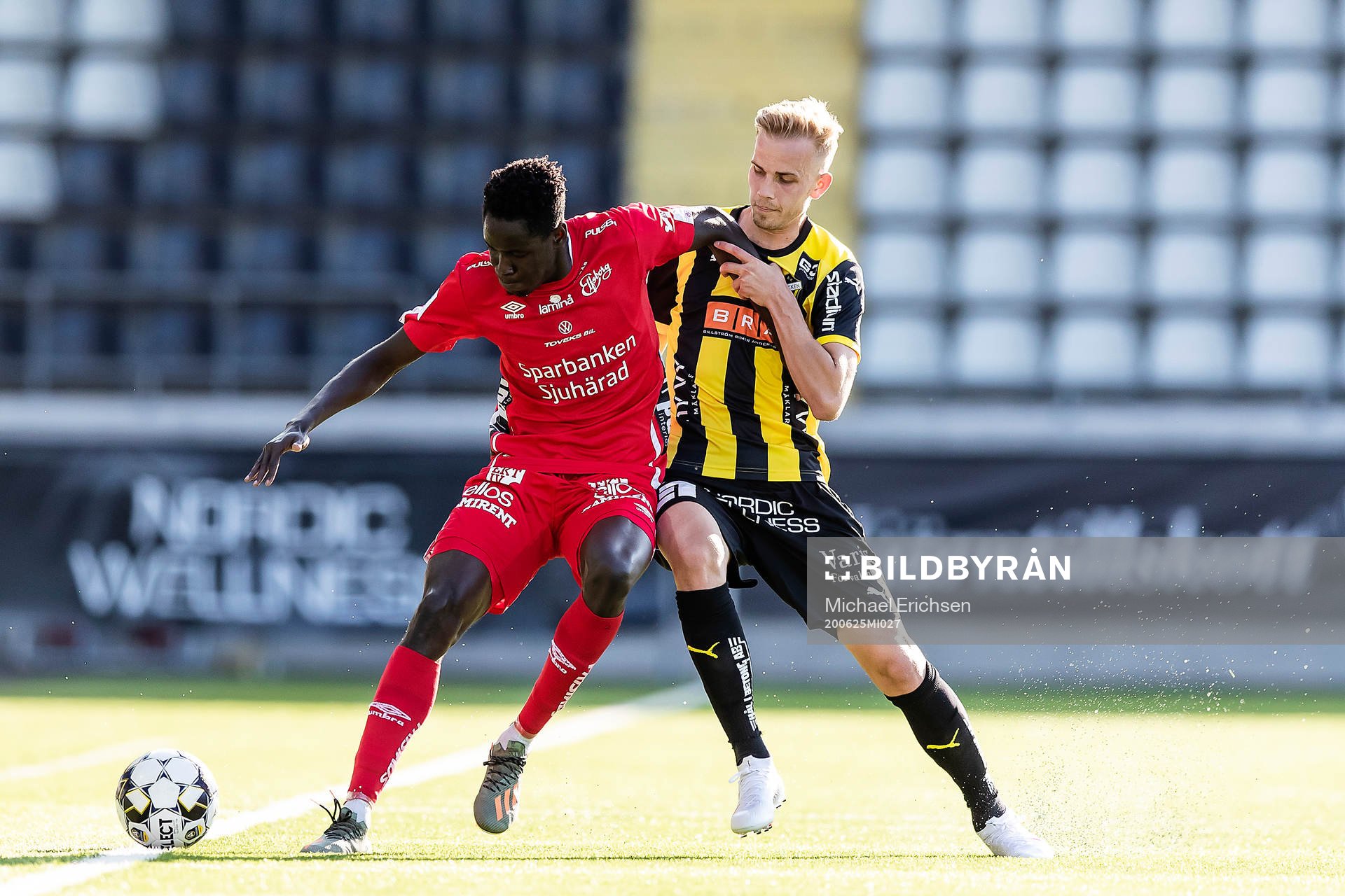 Elfsborgs Joseph Okumu och Häckens Jasse Tuominen