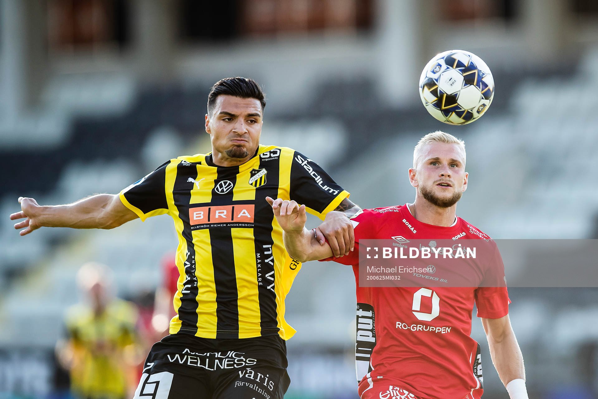 Häckens Ahmed Yasin och Elfsborgs Simon Strand