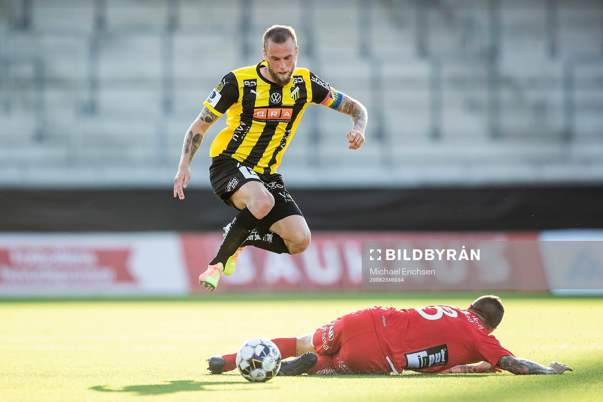 Häckens Alexander Faltsetas och Elfsborgs Samuel Holmén
