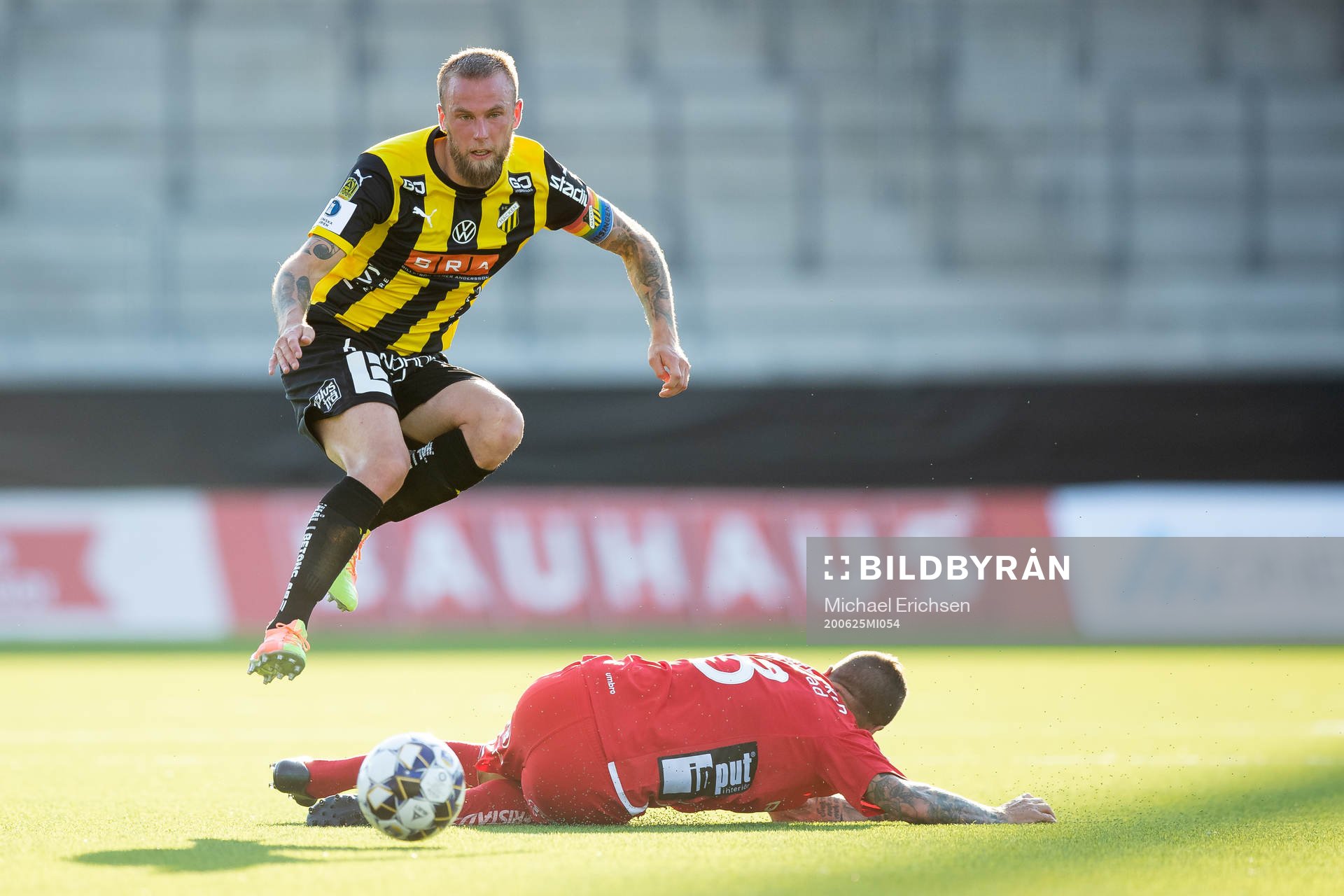 Häckens Alexander Faltsetas och Elfsborgs Samuel Holmén