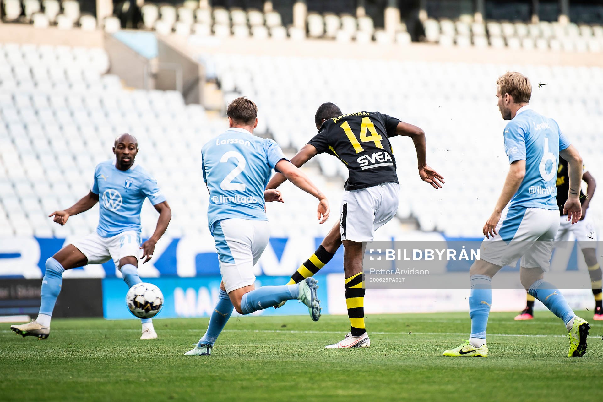 s Paulos Abraham gör 0-1