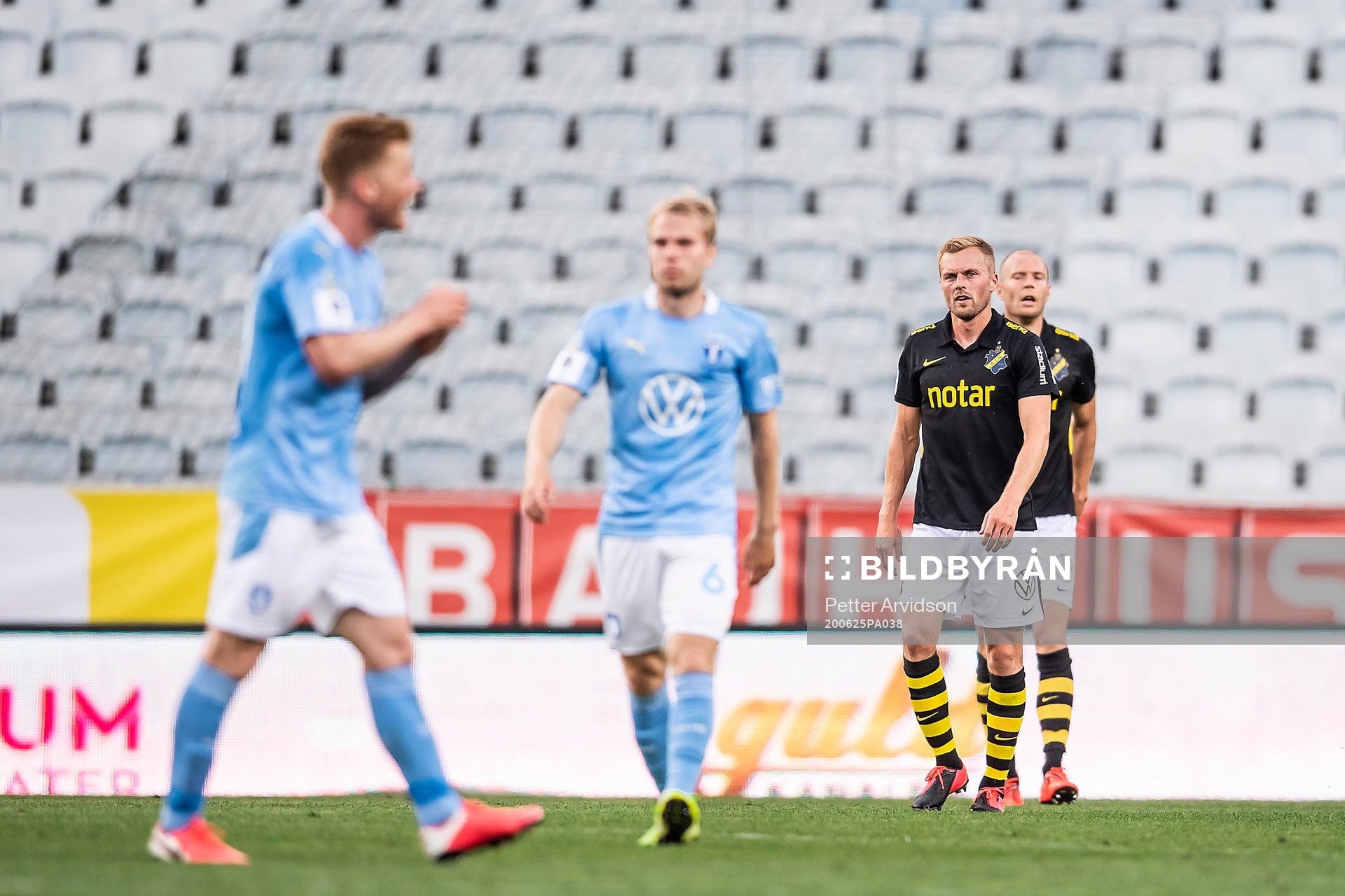s Sebastian Larsson deppar