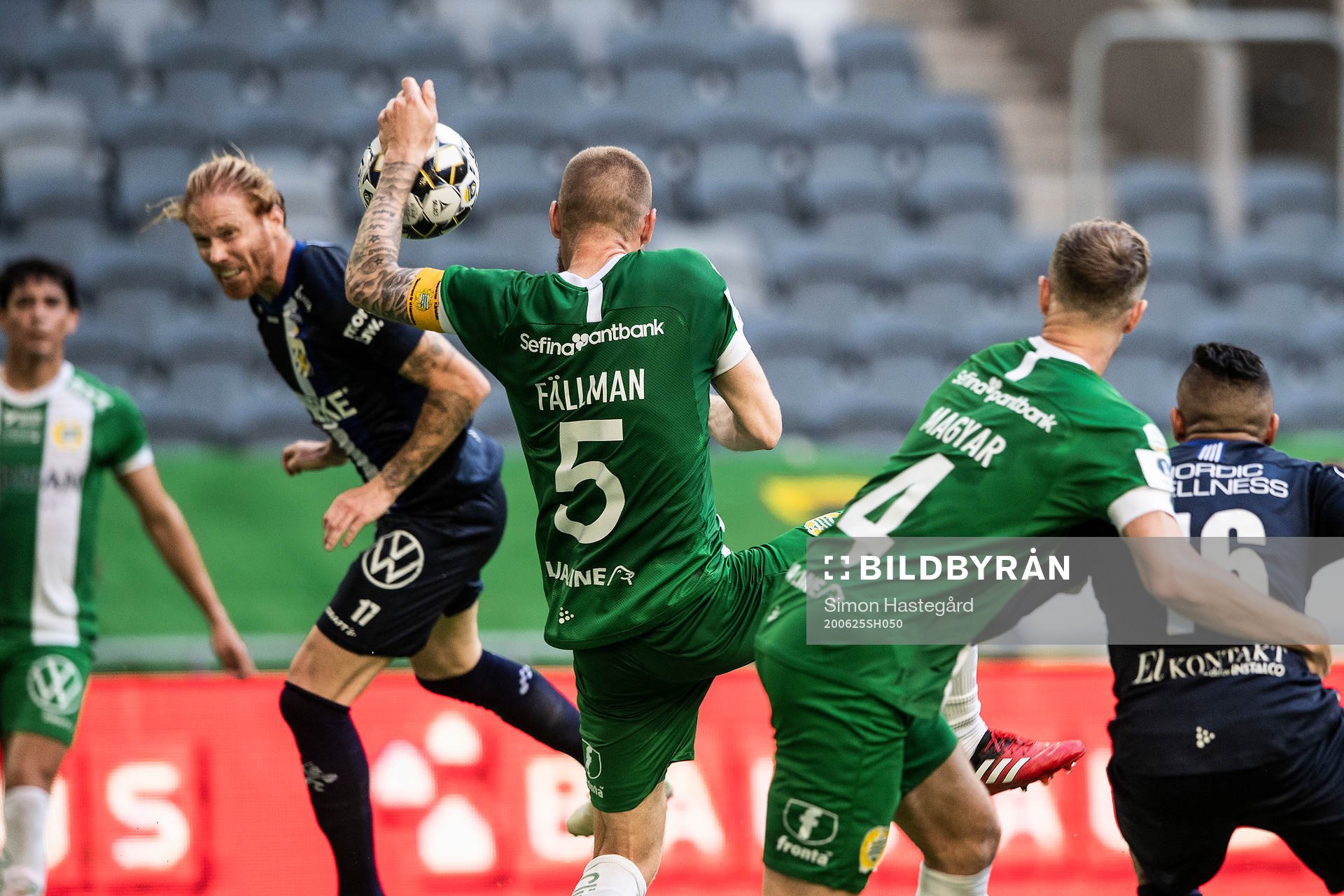 Hammarbys David Fällman i situationen som leder till straff