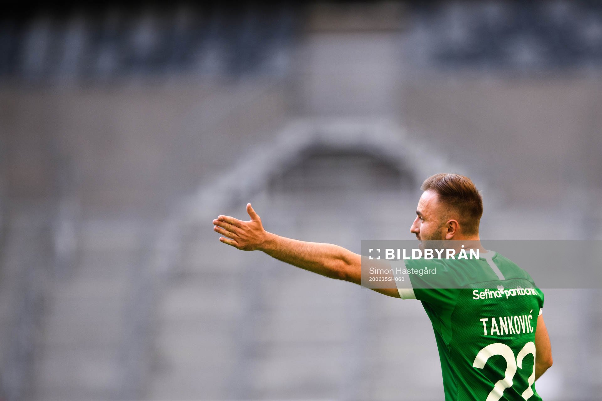 Hammarbys Muamer Tankovic reagerar