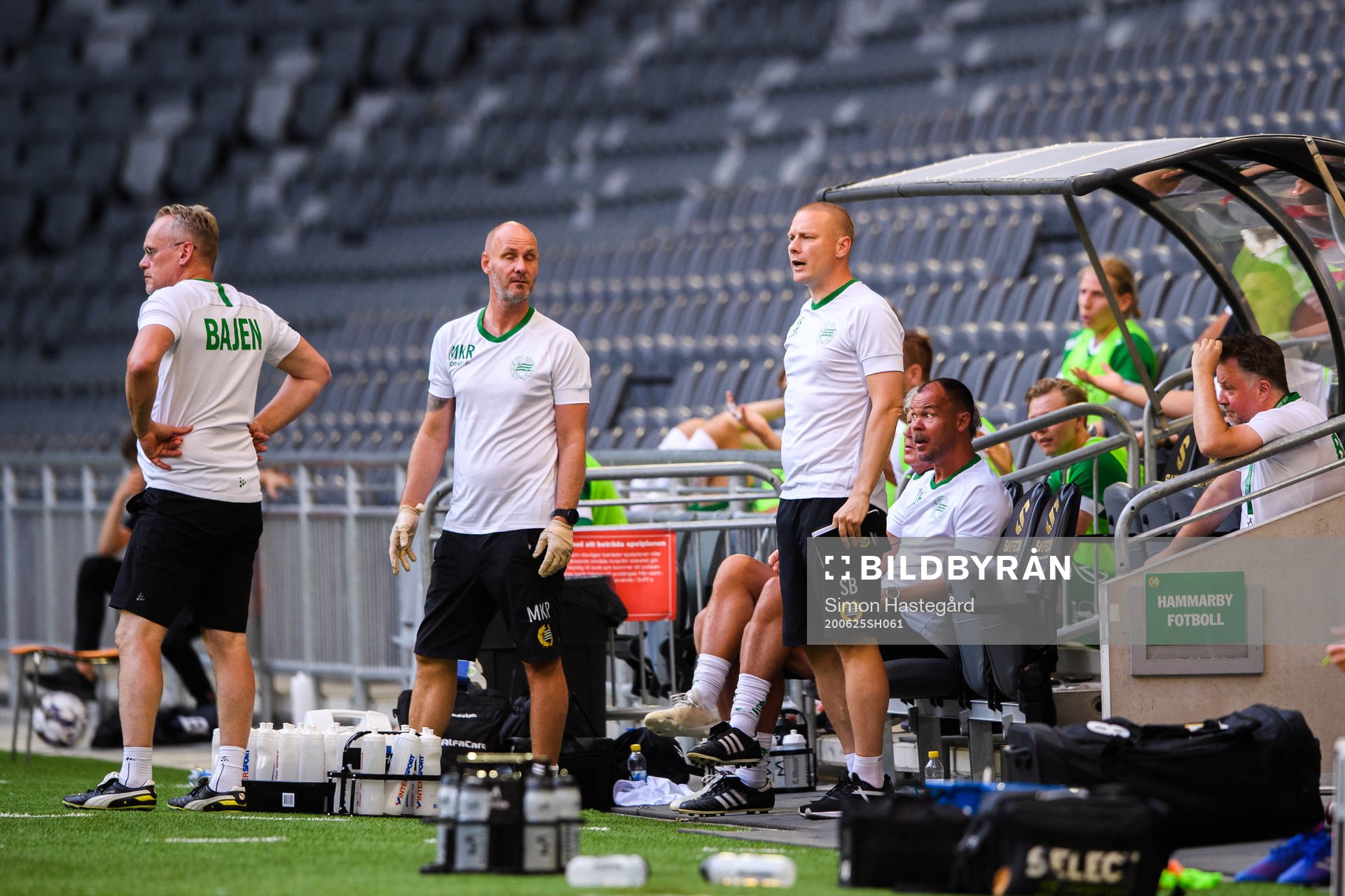 Hammarbys tränare Stefan Billborn reagerar på domslut