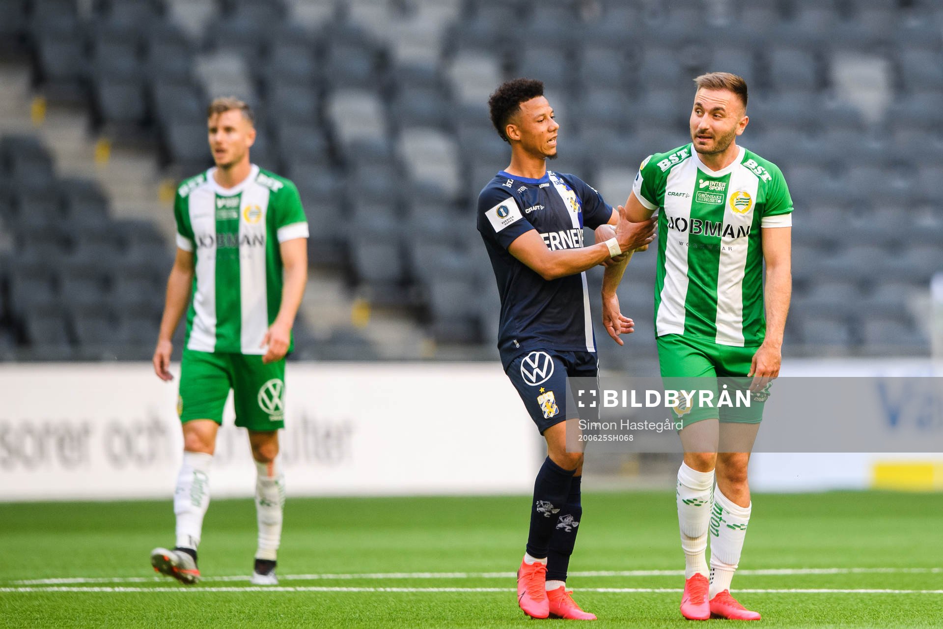 Hammarbys Muamer Tankovic och IFK Göteborgs Tobias Sana