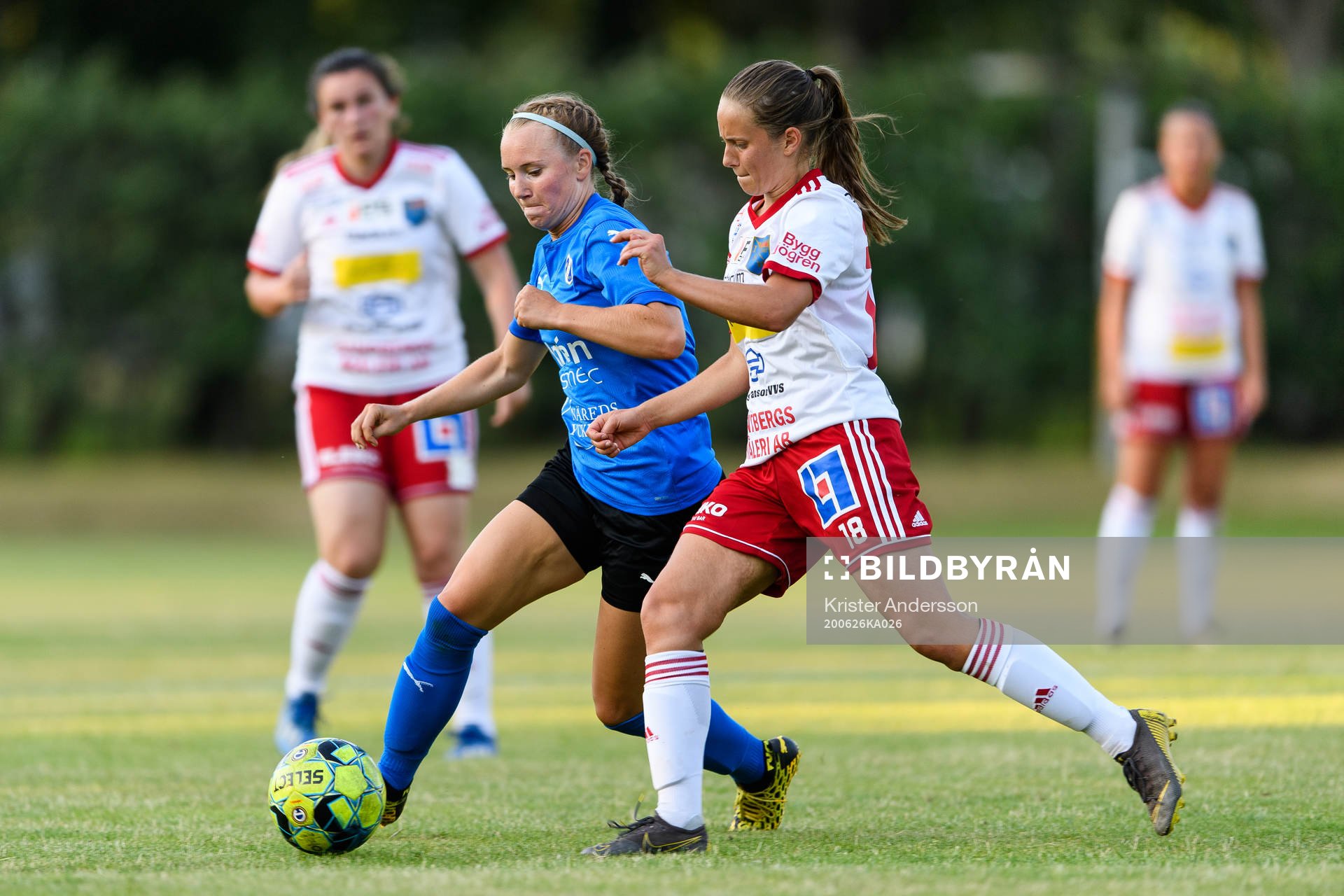 Halmstads Nelli Evald och Halmias Céline Gysenius