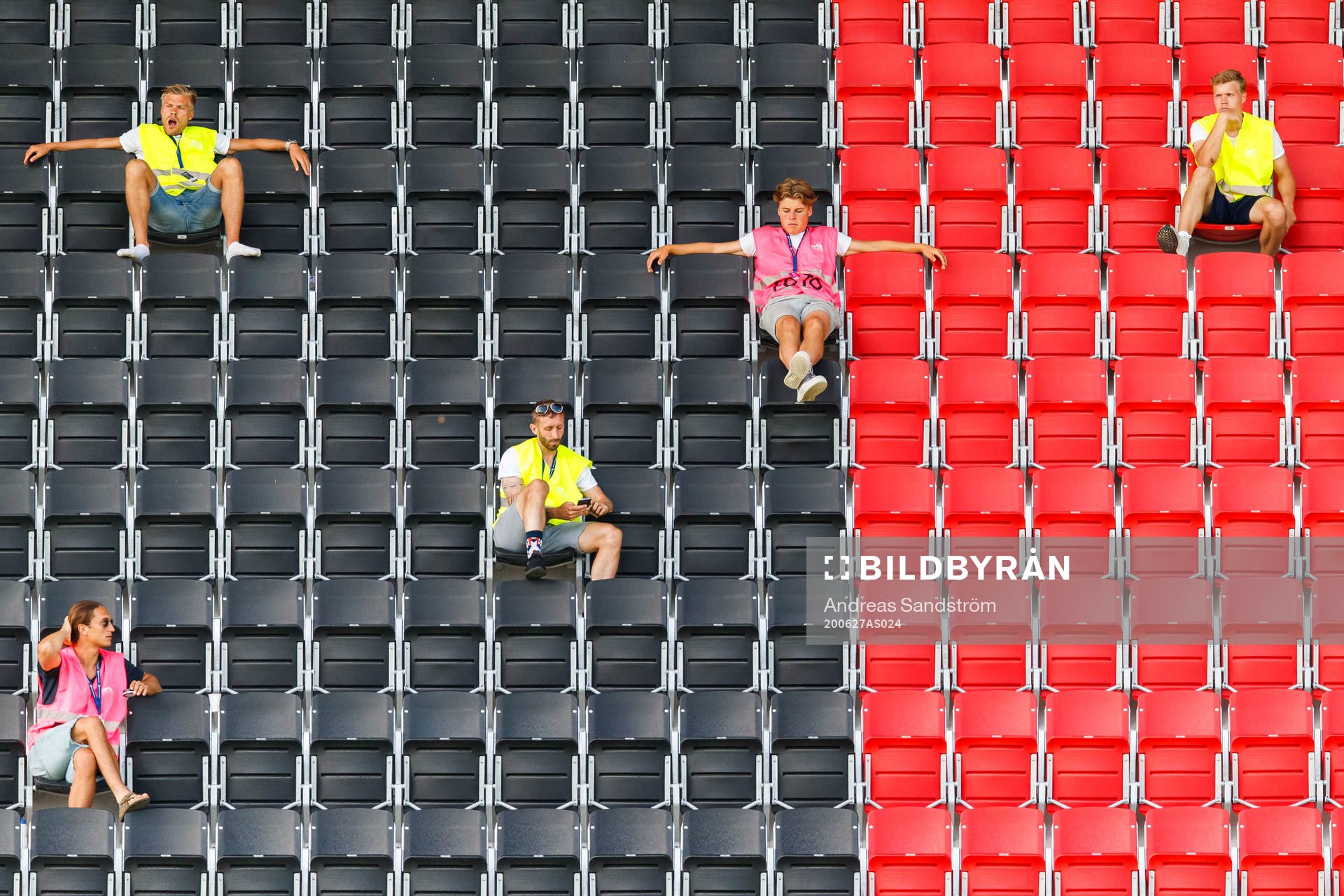 Funktionärer på läktaren