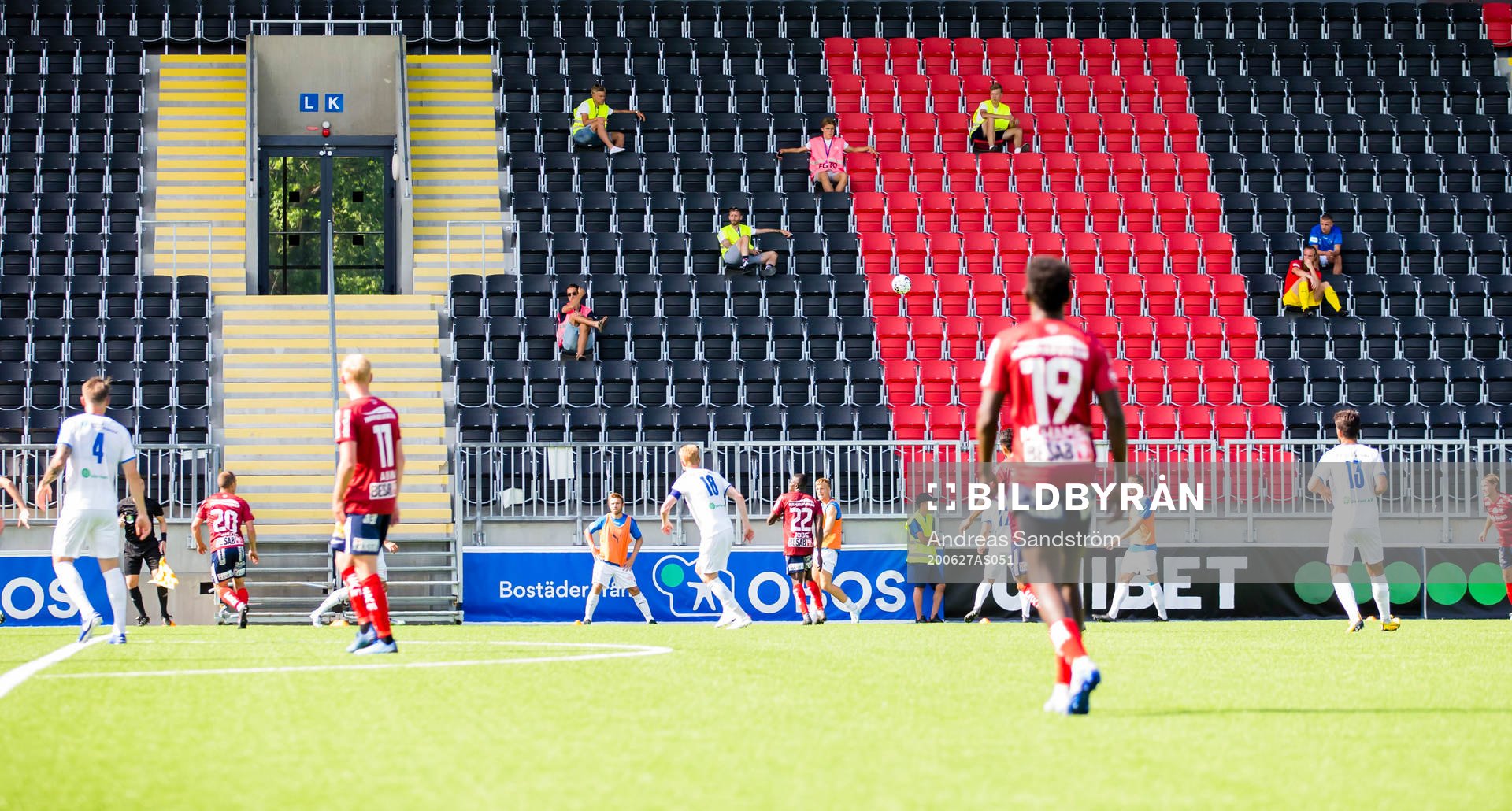 Funktionärer på läktaren