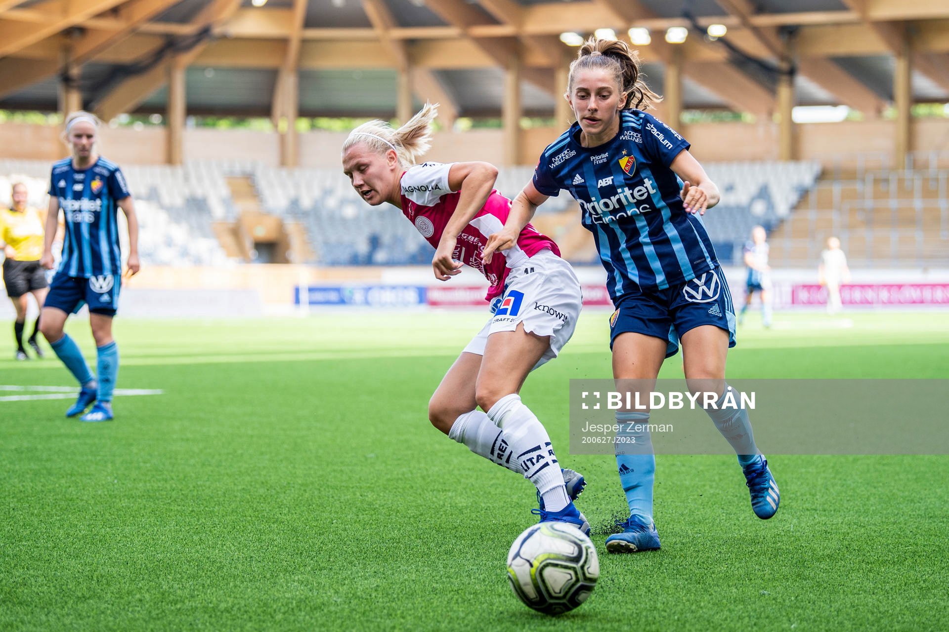 Uppsalas Sara Olai och Djurgårdens Tilde Lindwall