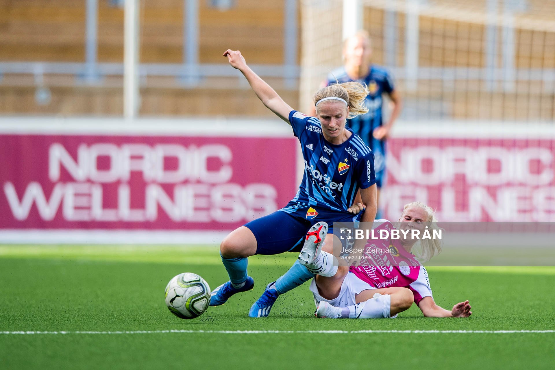Djurgårdens Amander Kander och Uppsalas Ida Strömblad