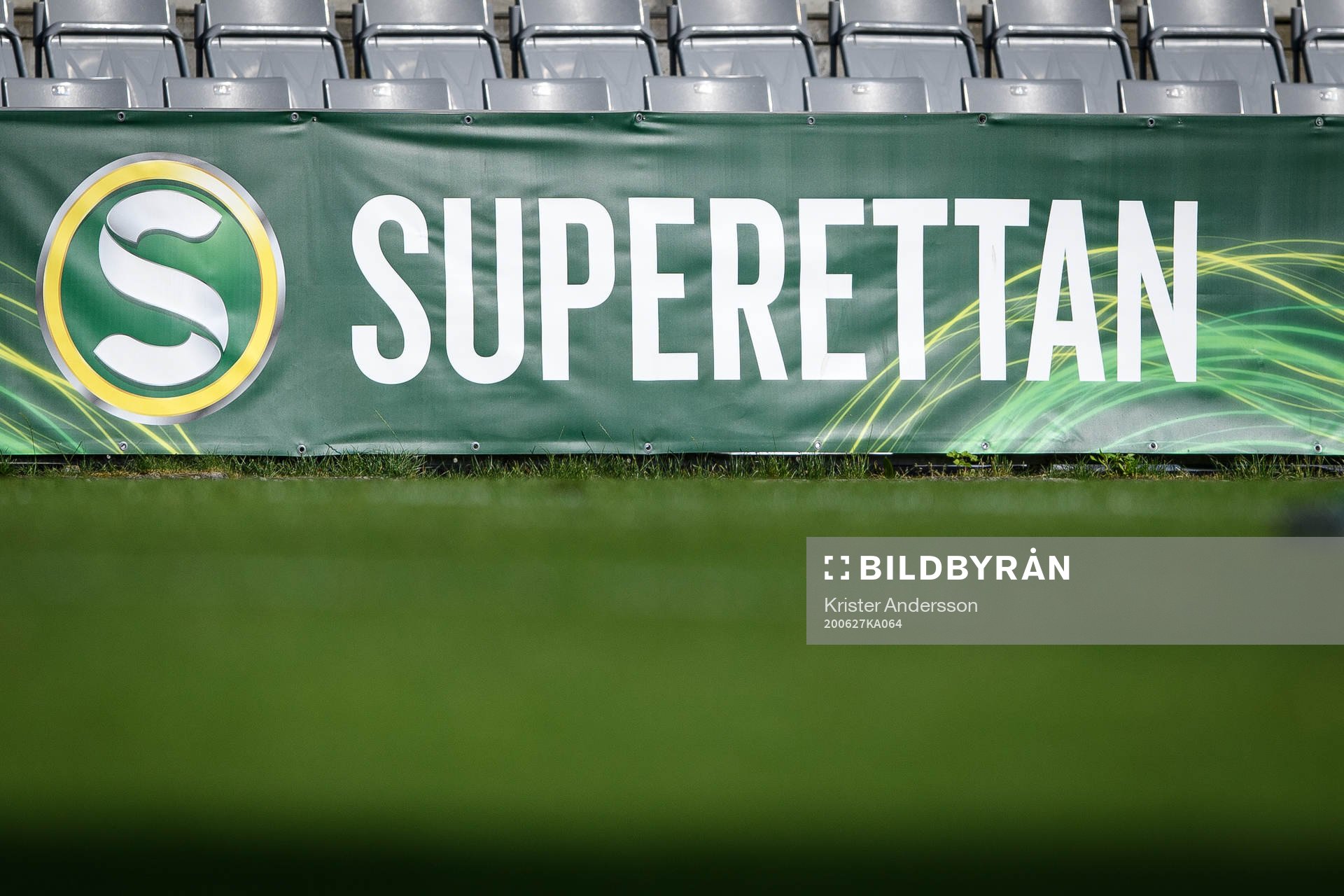 Banderoll med Superettan