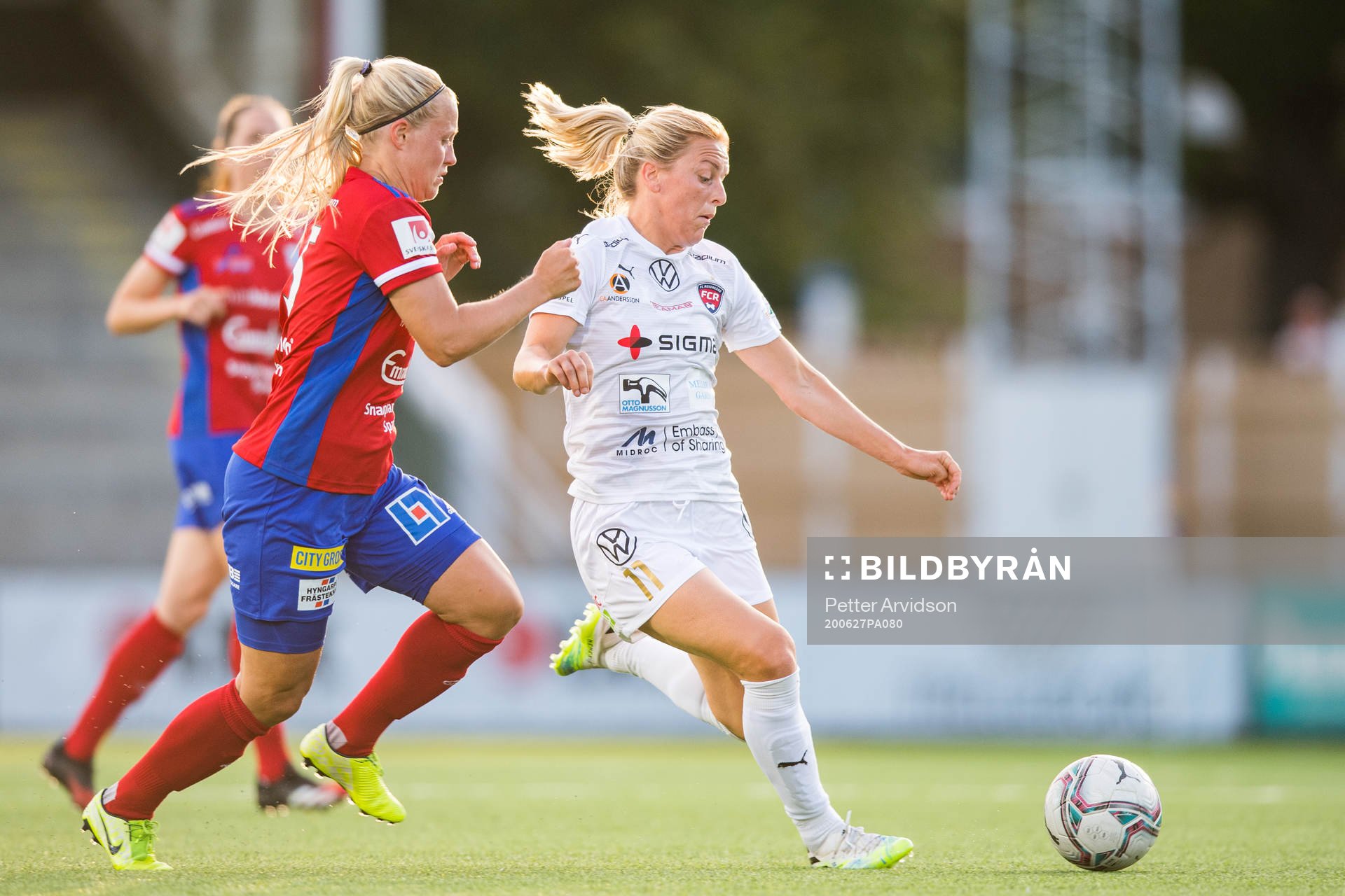 Rosengårds Mimmi Larsson och Vittsjös Nellie Persson